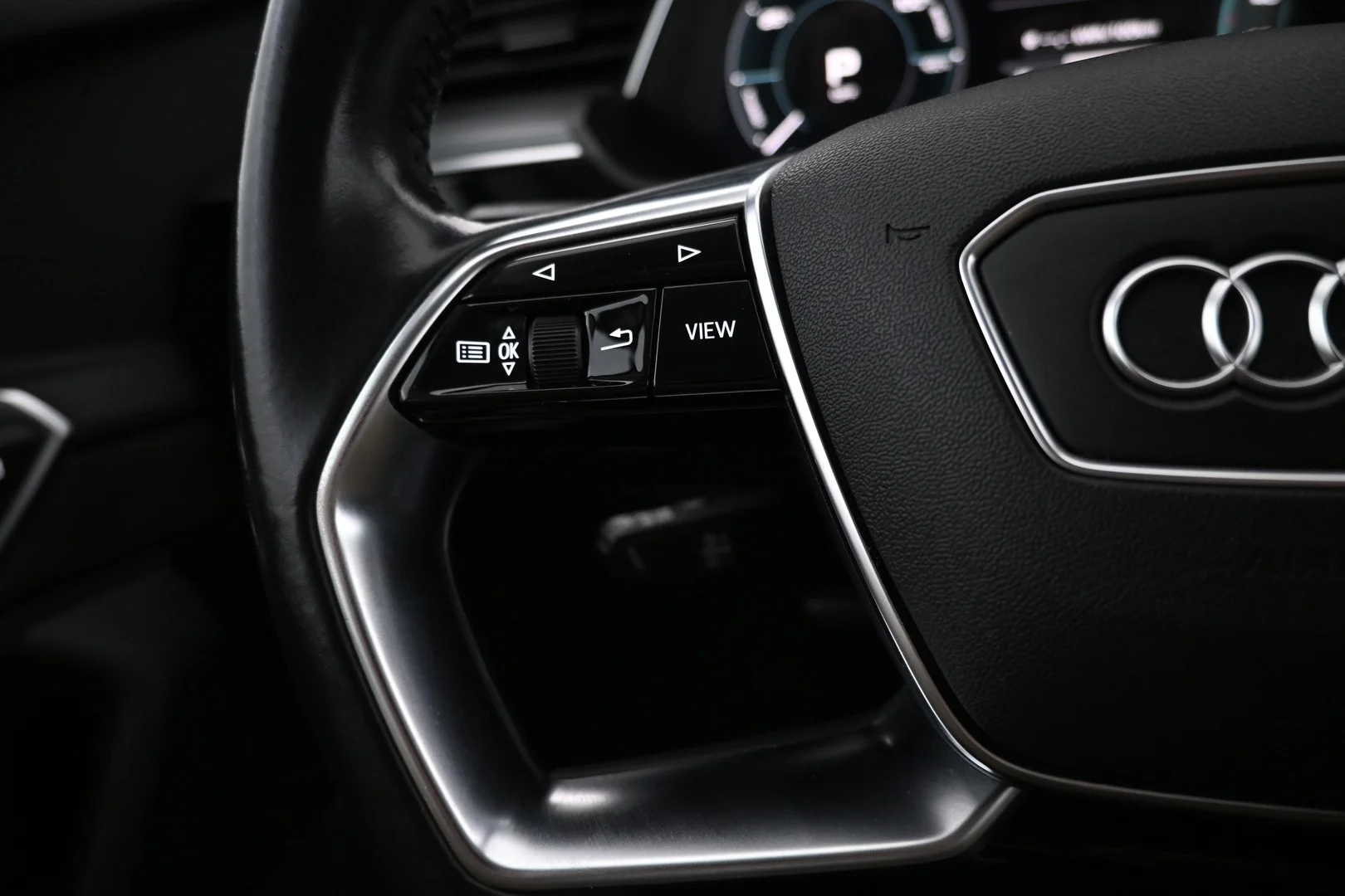 Car Image - 6HHJaYw6TyZhdUfUxhBqt