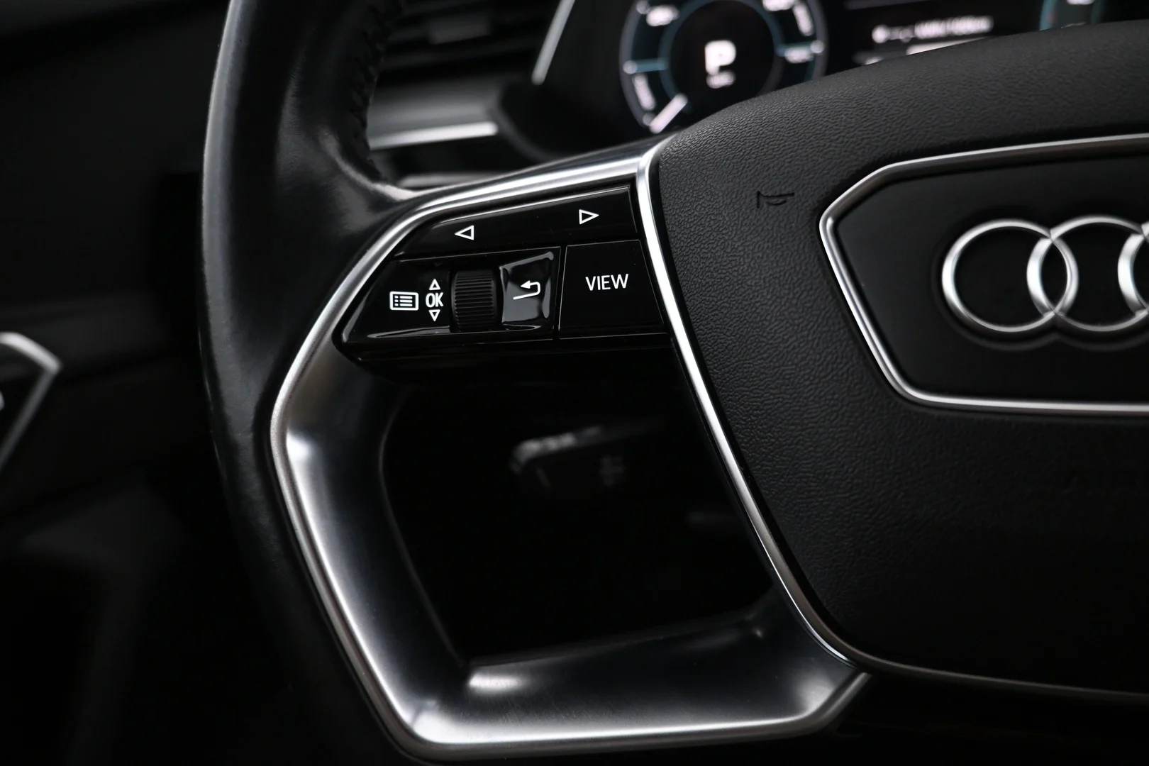 Car Image - 6HHJaYw6TyZhdUfUxhBqt