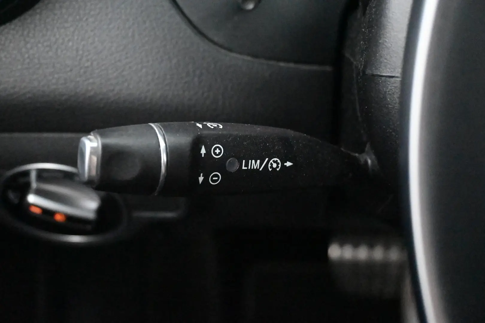 Car Image - 2jHqnkI7XKl7w4bWaqnGme