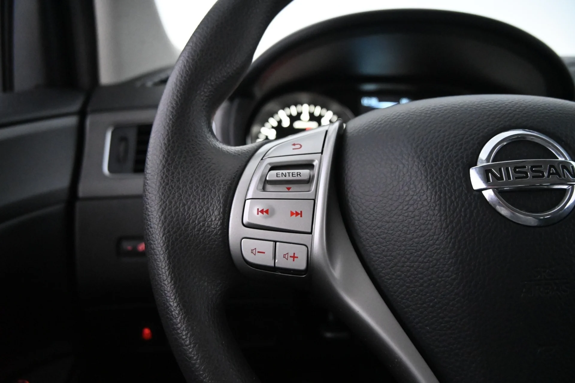 Car Image - 6AglstaZmF4Lu5EHItmBz8