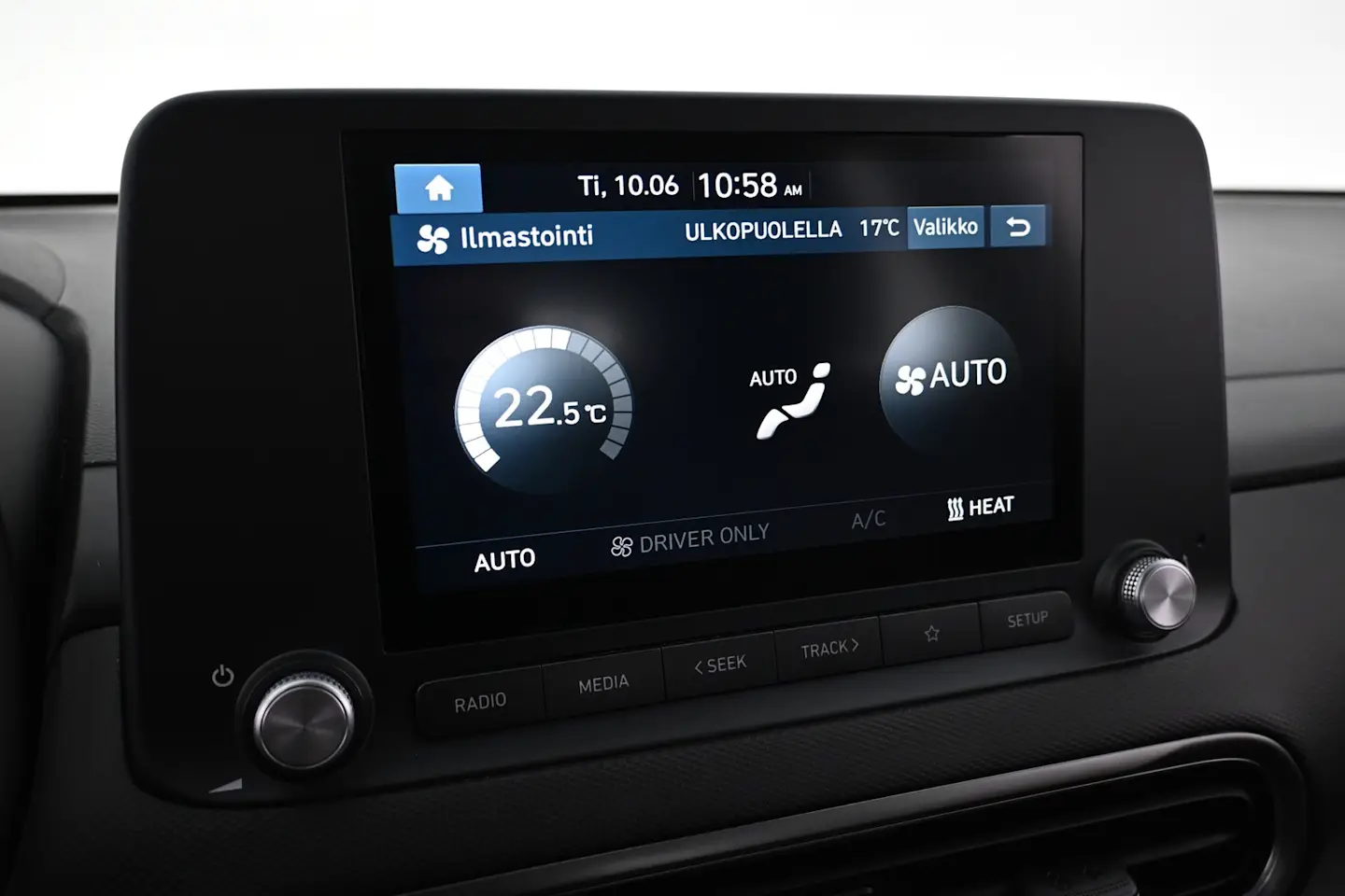 Car Image - 2pjATAr0LYPd7MzF66MD0u