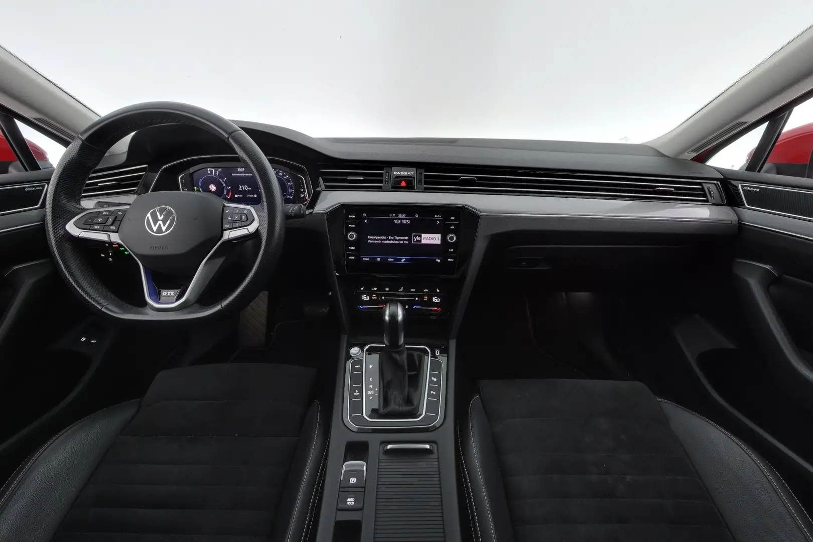 Car Image - chha1U4xxfSk2DhTmcNIB