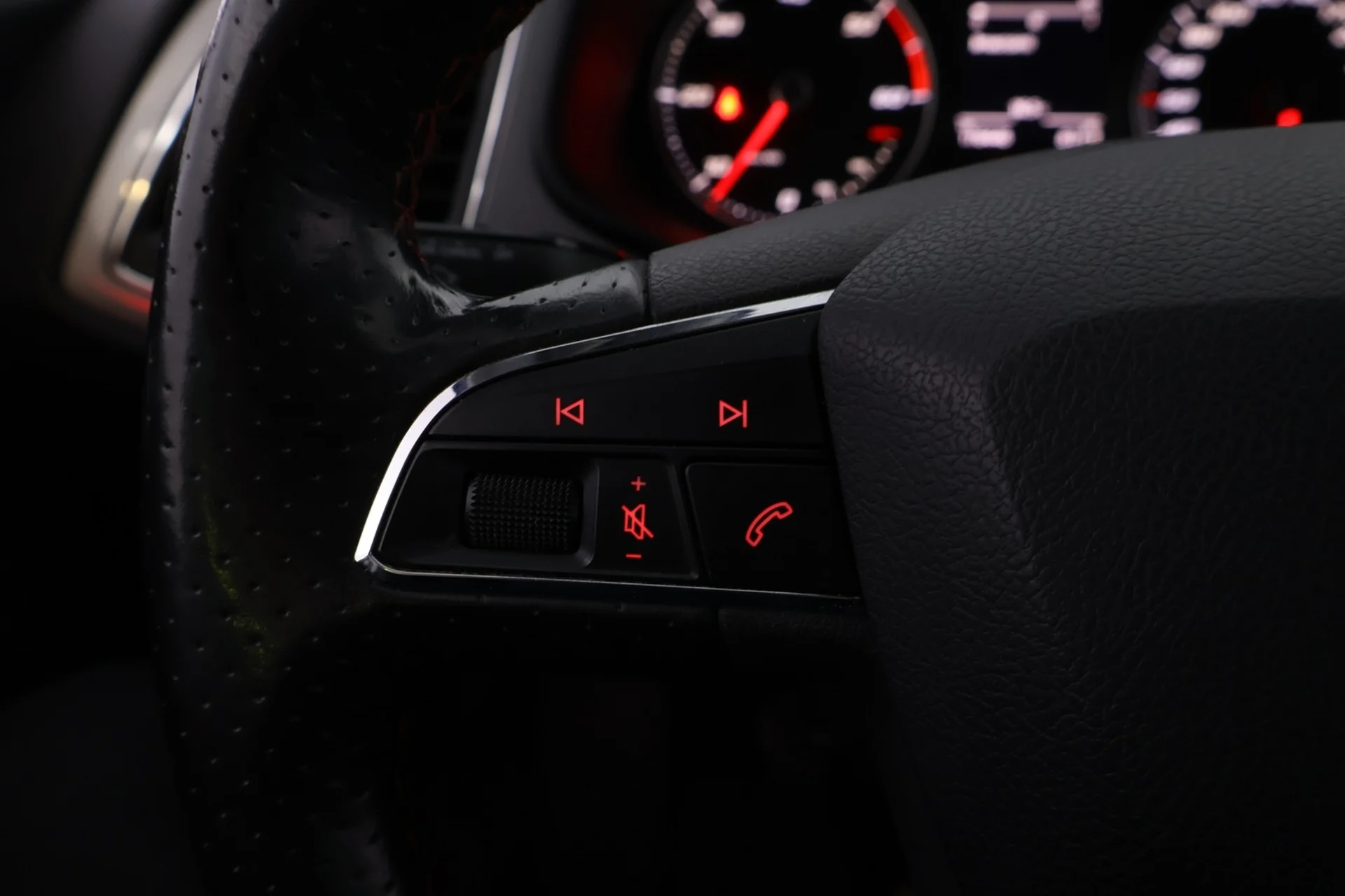 Car Image - 3QXMvNztwPxrMyxtFk8gdB