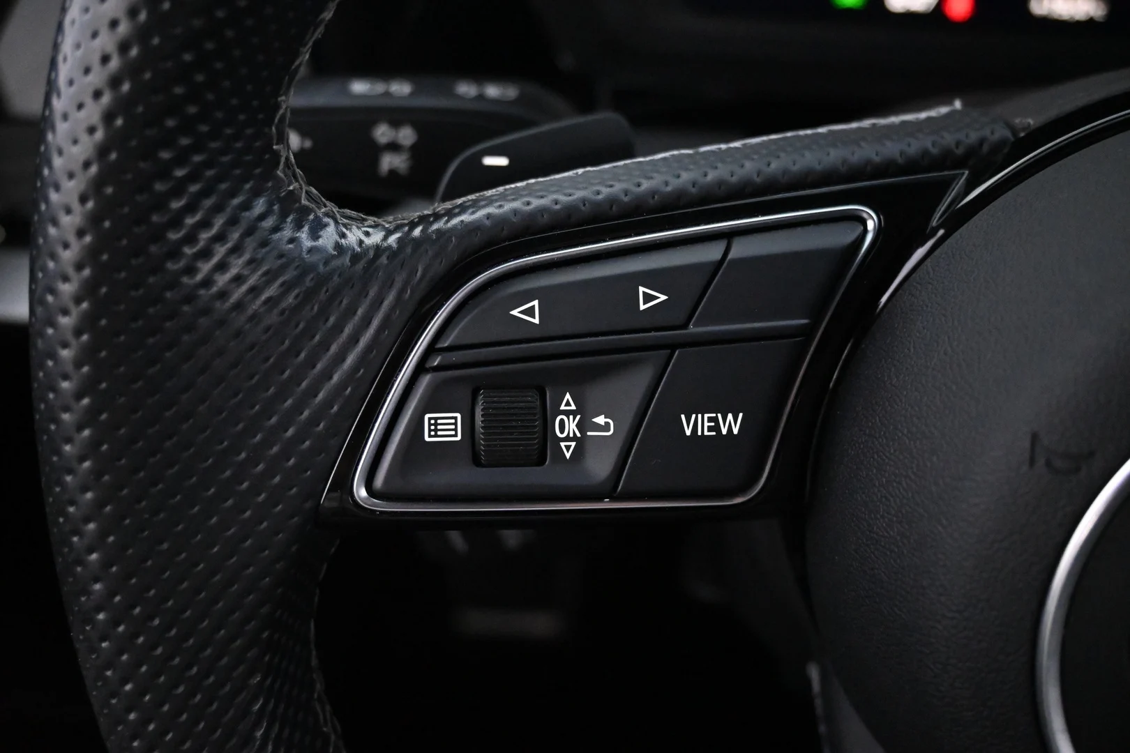 Car Image - 4O17tZu0dqLrTC6OpuGFrO
