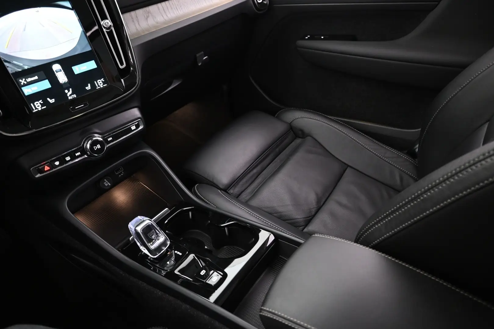 Car Image - 2JMhiJ5AsLaWtkHRxGIaen
