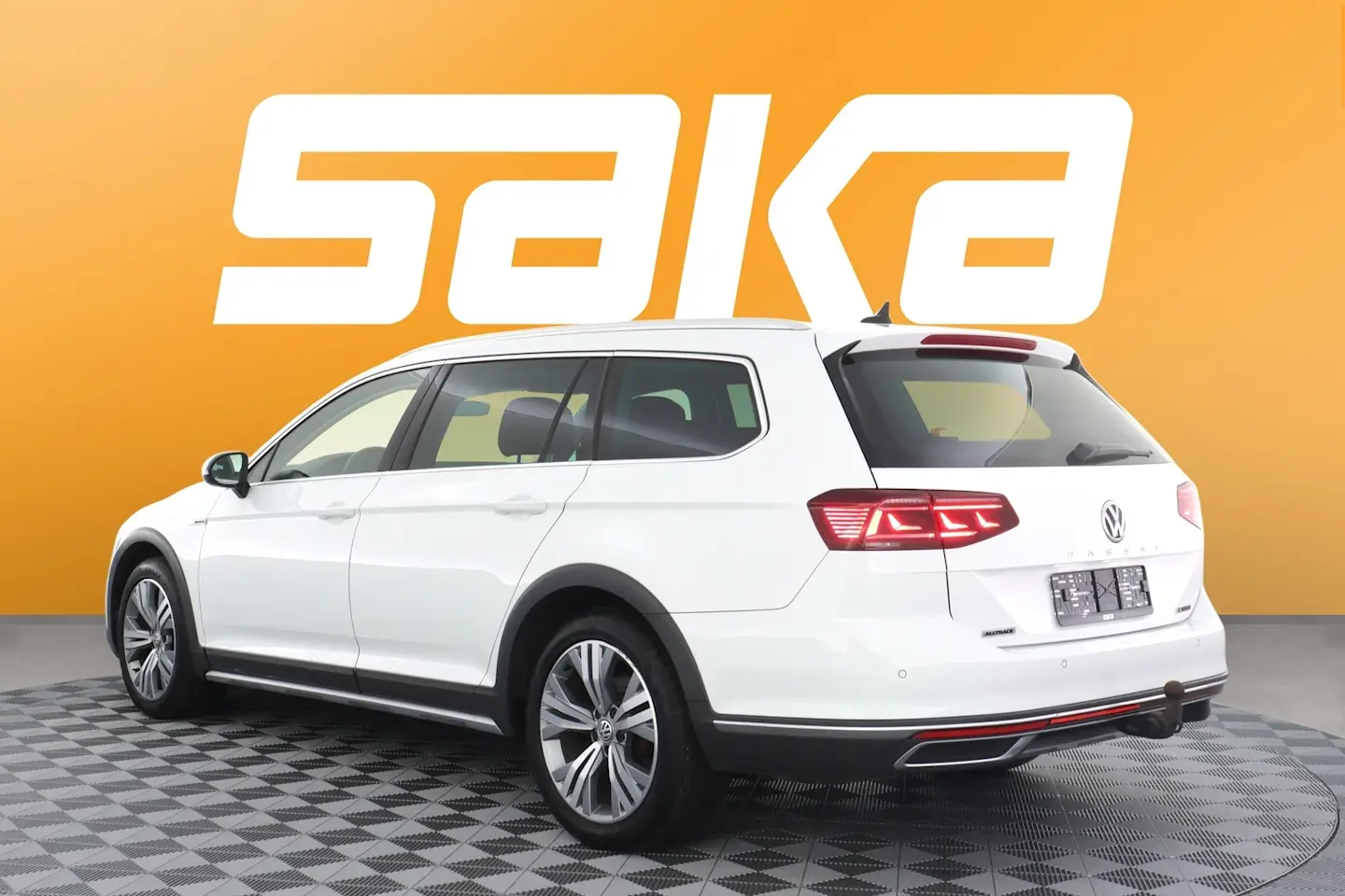 Car Image - 57kebgY0UalCNbUZE0aI9T