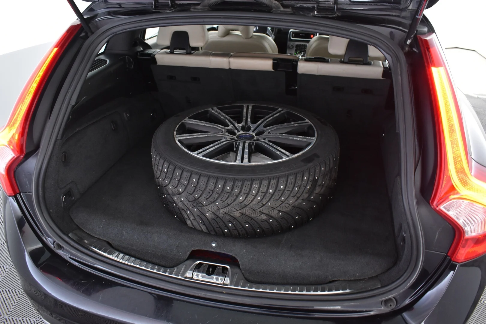 Car Image - 2M4WkdBsmcACUznqkhw0vs