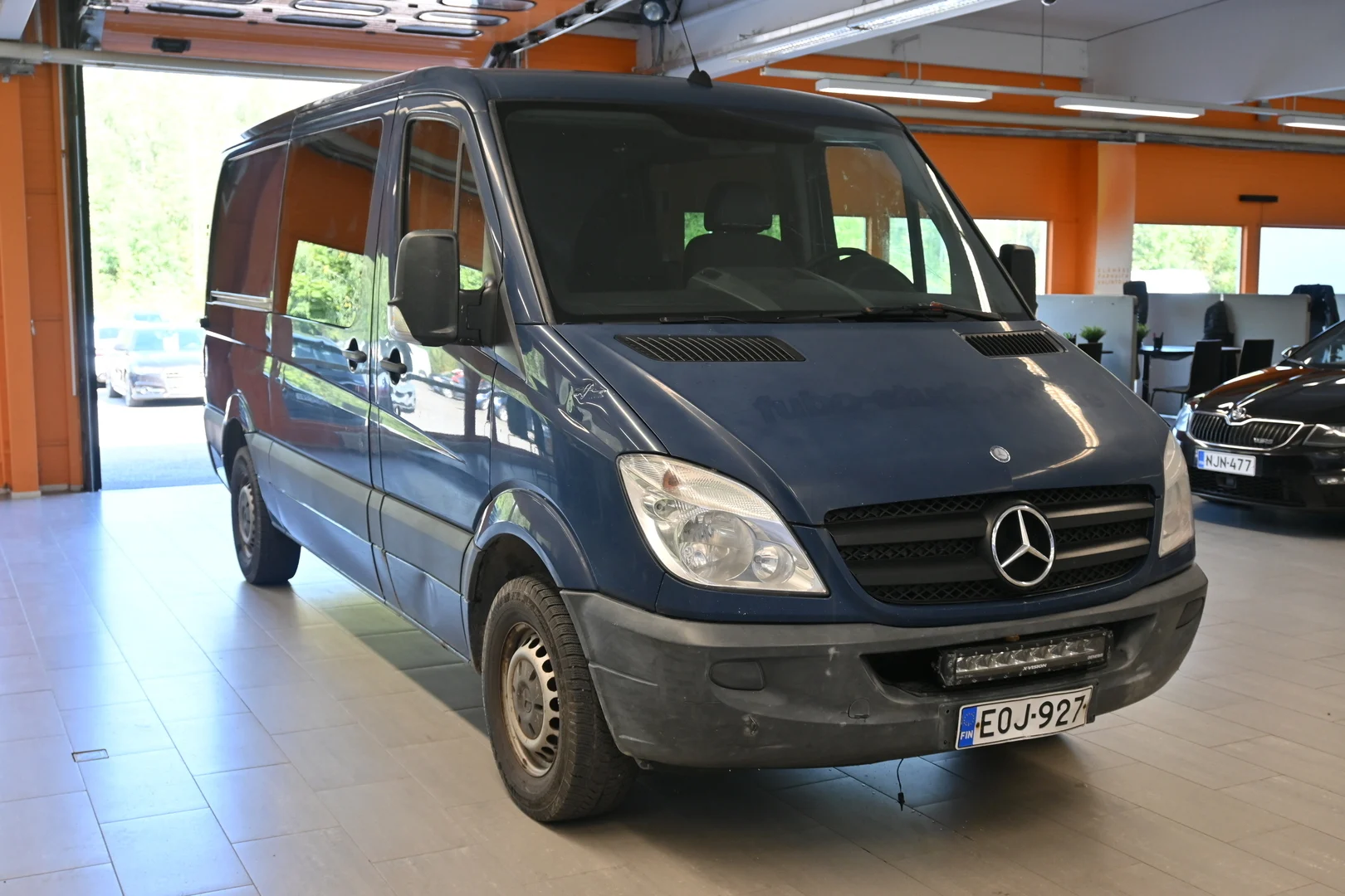 Car Image - 1qdClu9sAK6ysPz2ztnYTy