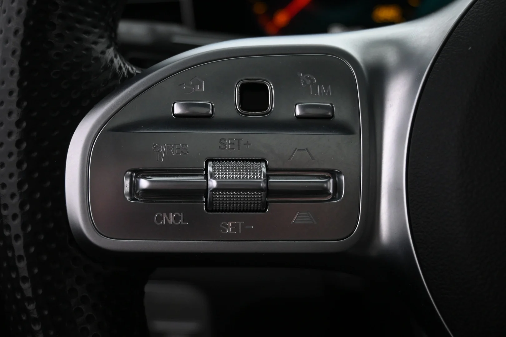 Car Image - 3HtDaynRomIdWp0J8VzfKk