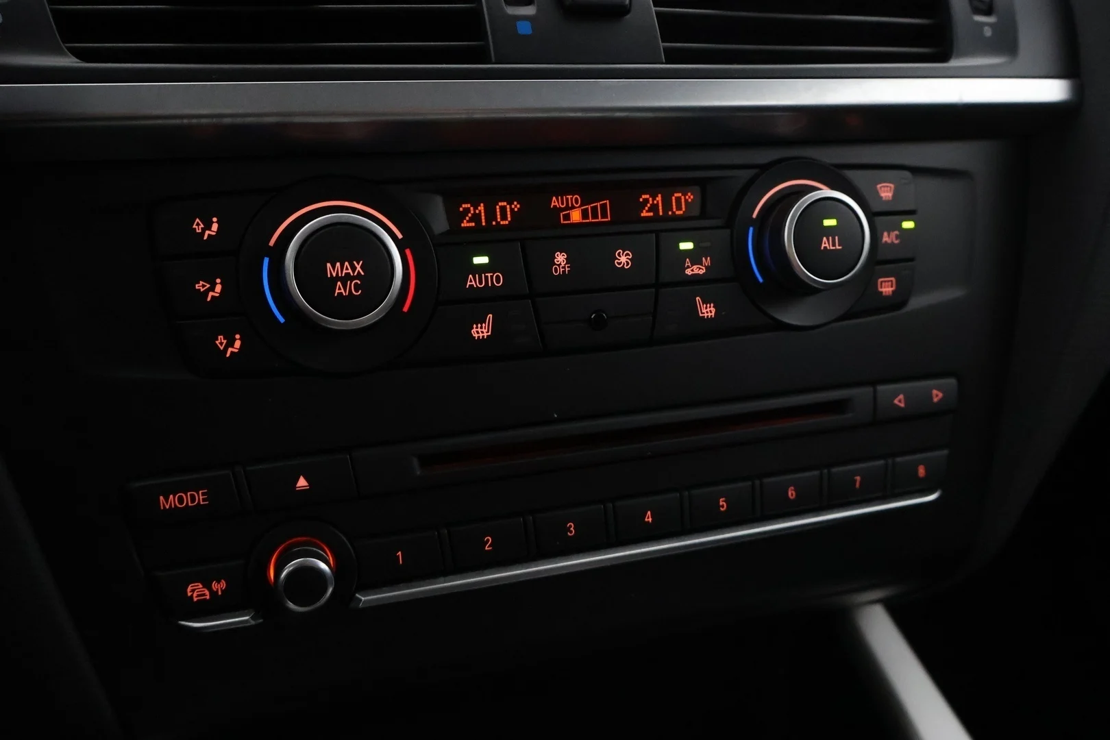 Car Image - 2YD9FrZuohPxEOAvpkMwfi