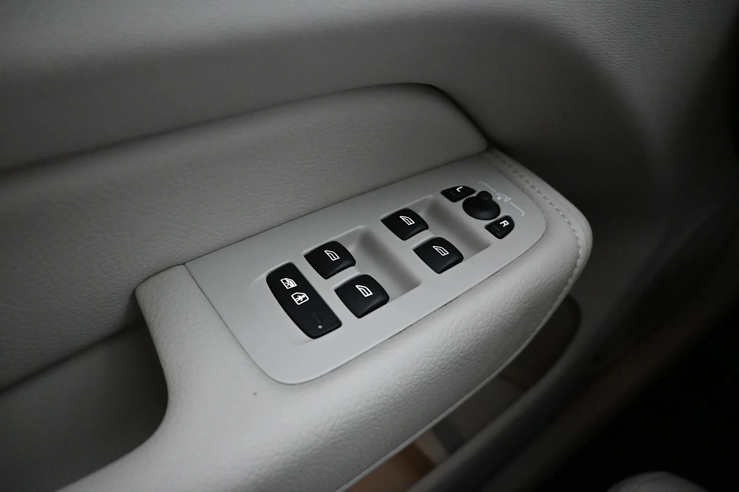 Car Image - 5XWyjKbGYw5NByAfcdekE5