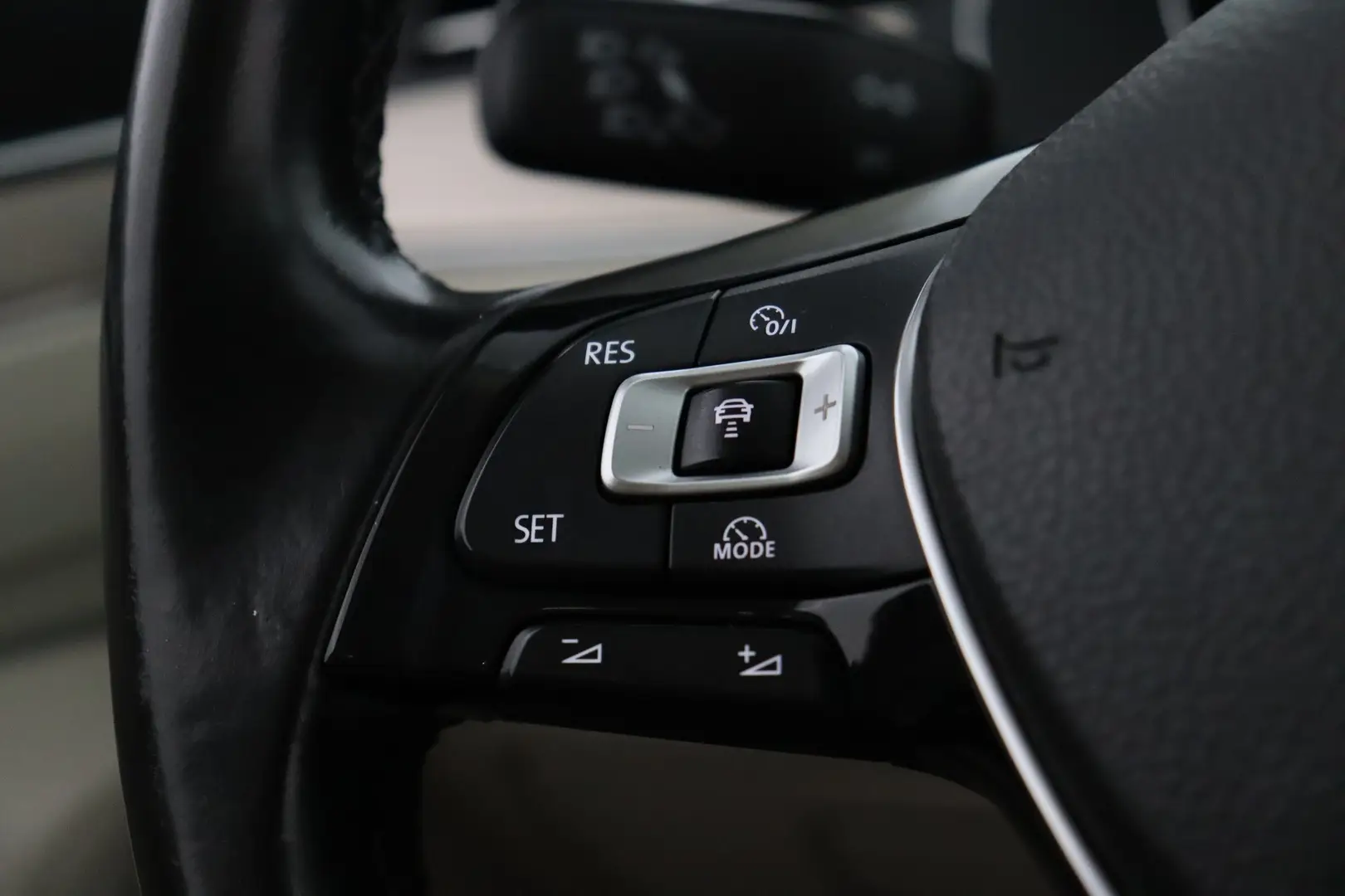 Car Image - 3G3WtRh2vRTf24j7uK9FS8