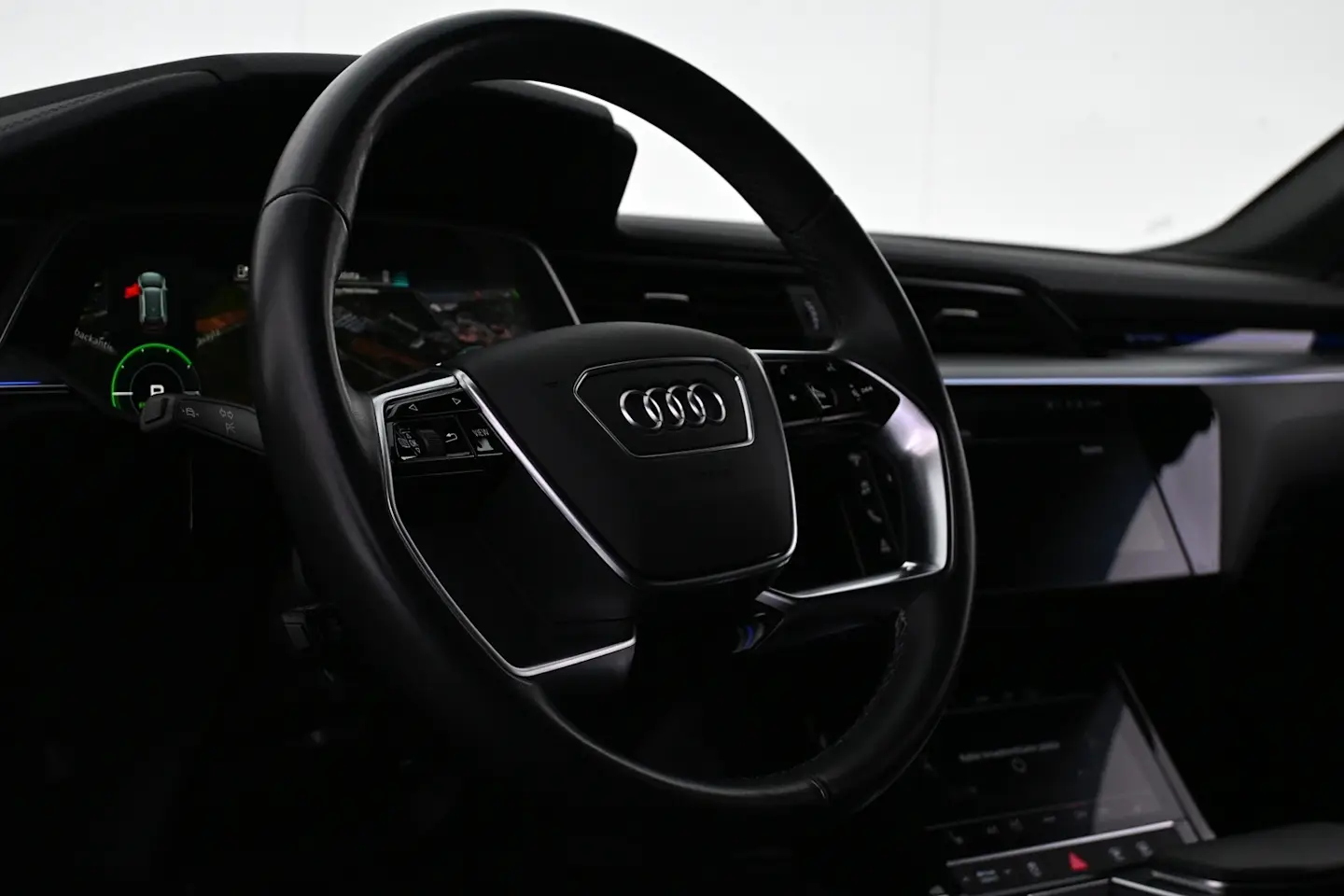 Car Image - 6yJC6dmgLSmEIARQA8LVii