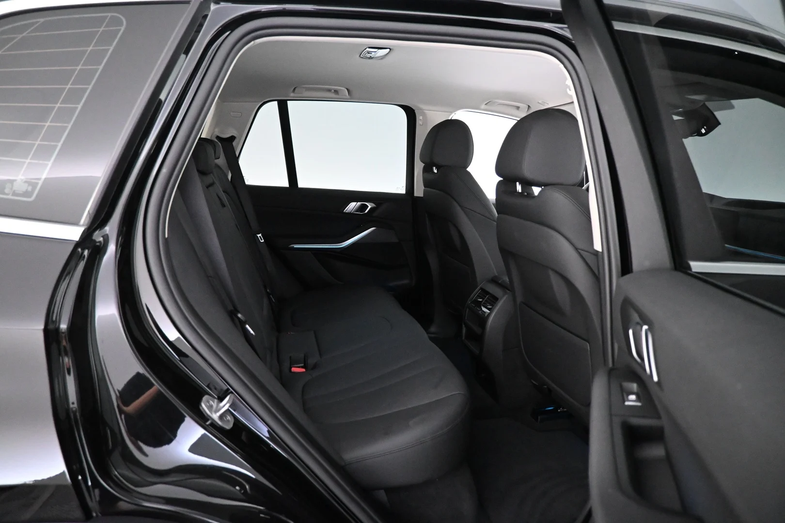 Car Image - 72XWkjsm64q9QIALE7KKsM