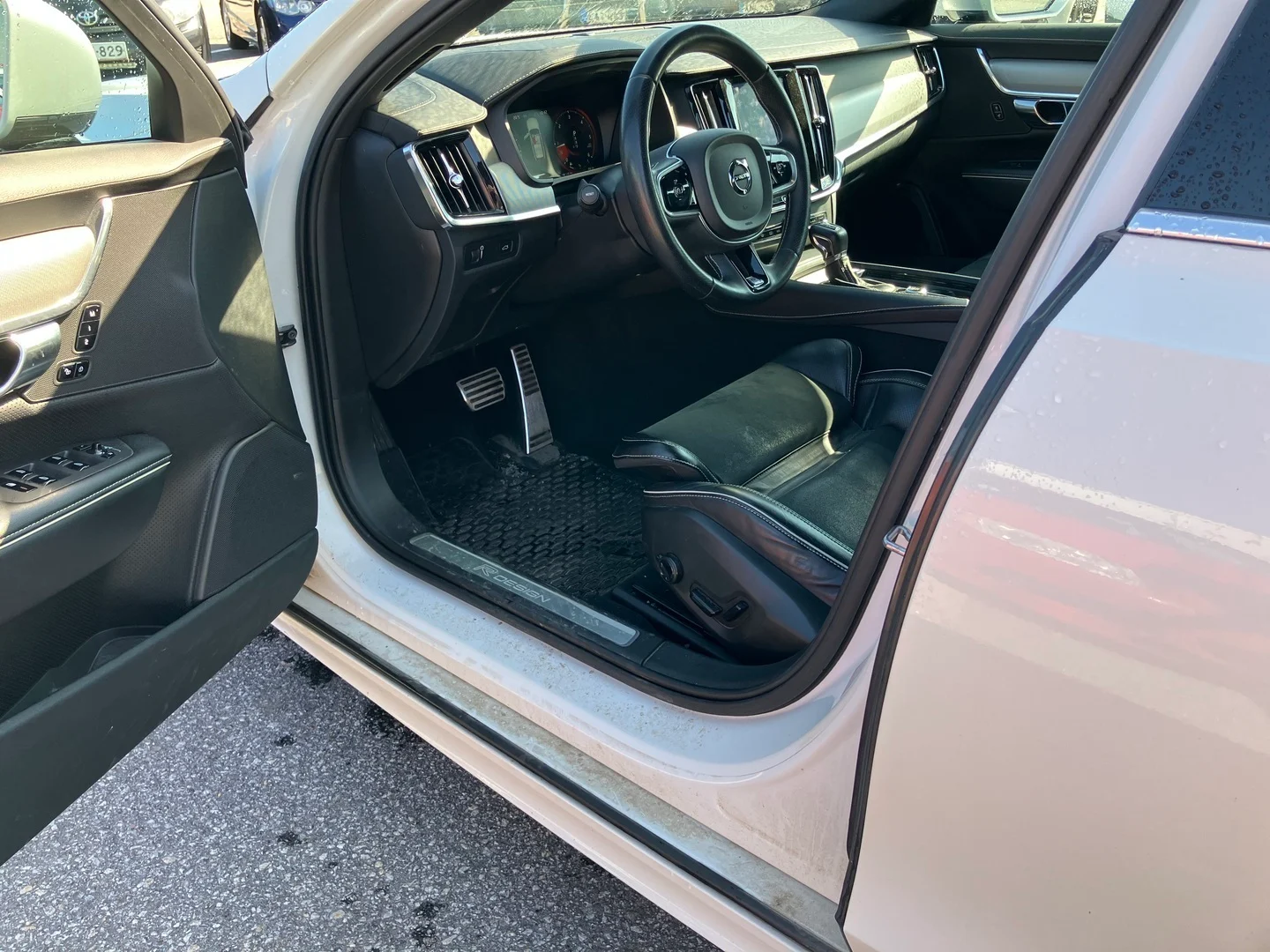 Car Image - 3wZ7Qd5fIlBxQsBBAdUhzz