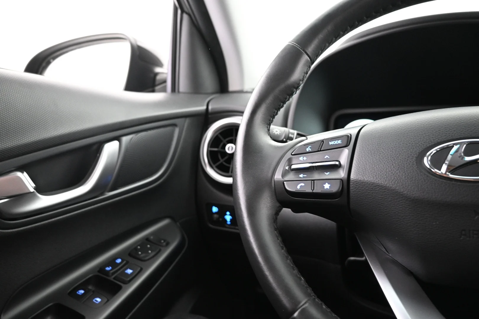 Car Image - sKUlvgThPhtbh3x9LNwTc