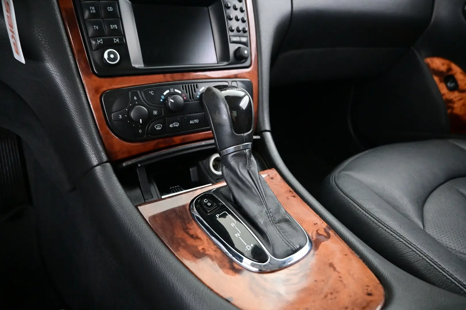 Car Image - 23r0F7Jex2juHkGOGIsB18