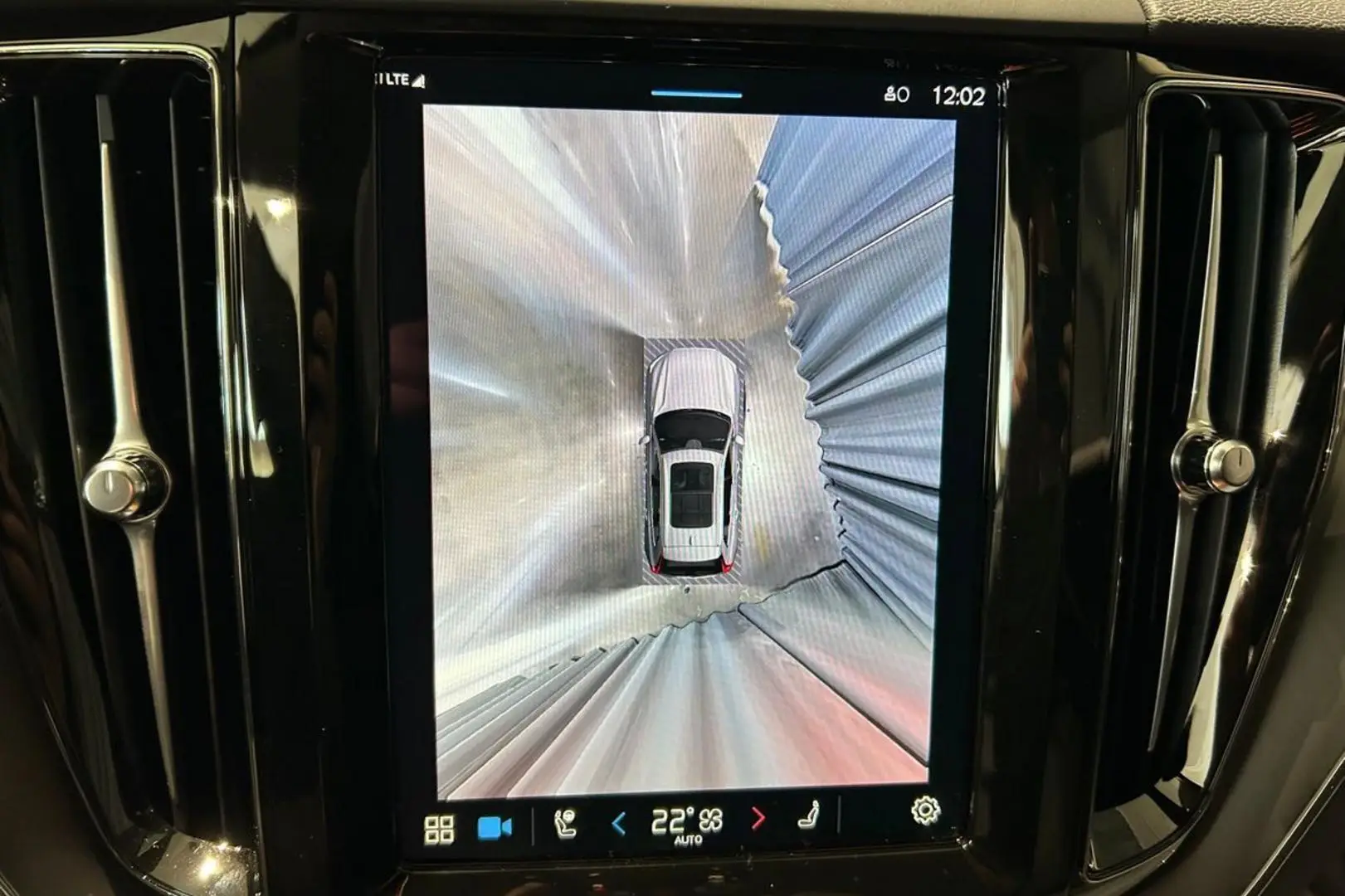 Car Image - 3gxR7Xc5xrst34biVcGSxg