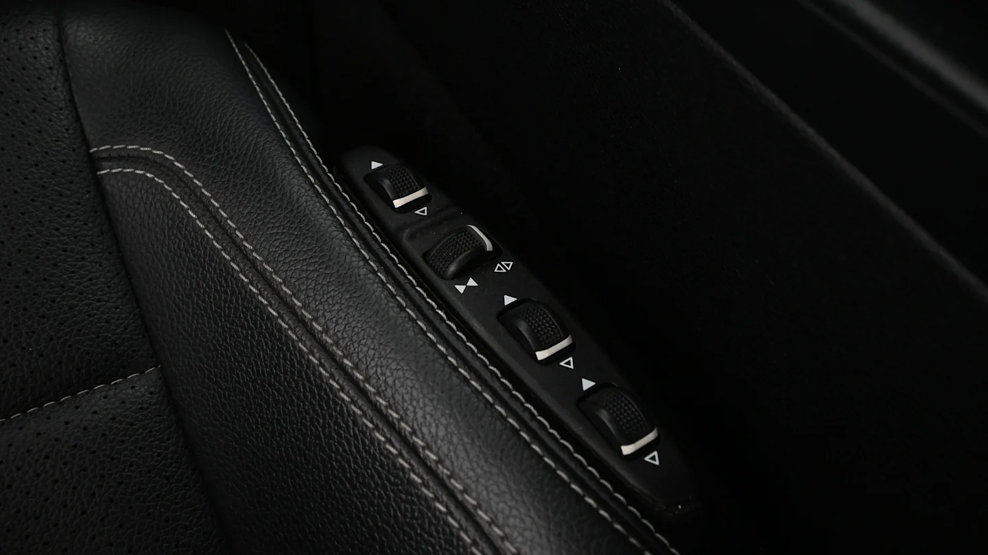 Car Image - uuBGQMucL4L9hccVBY6Mv