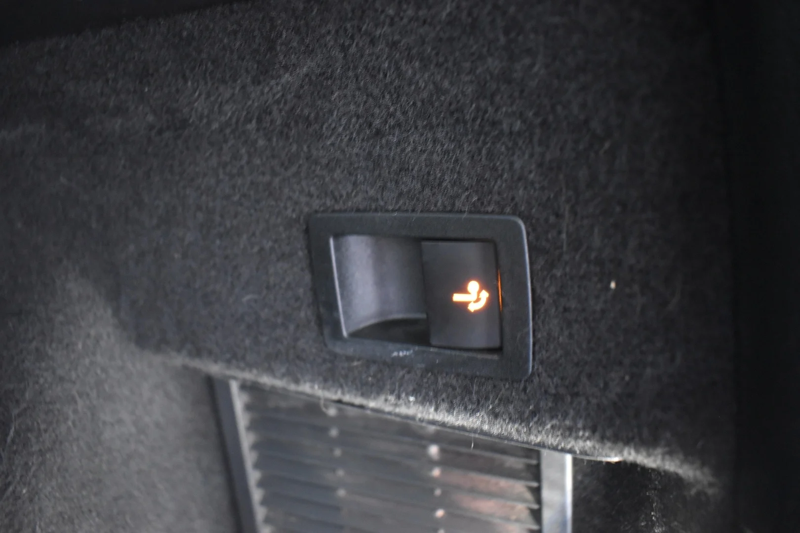 Car Image - 5hLoFwjJbZWoS6aWXnRJw1
