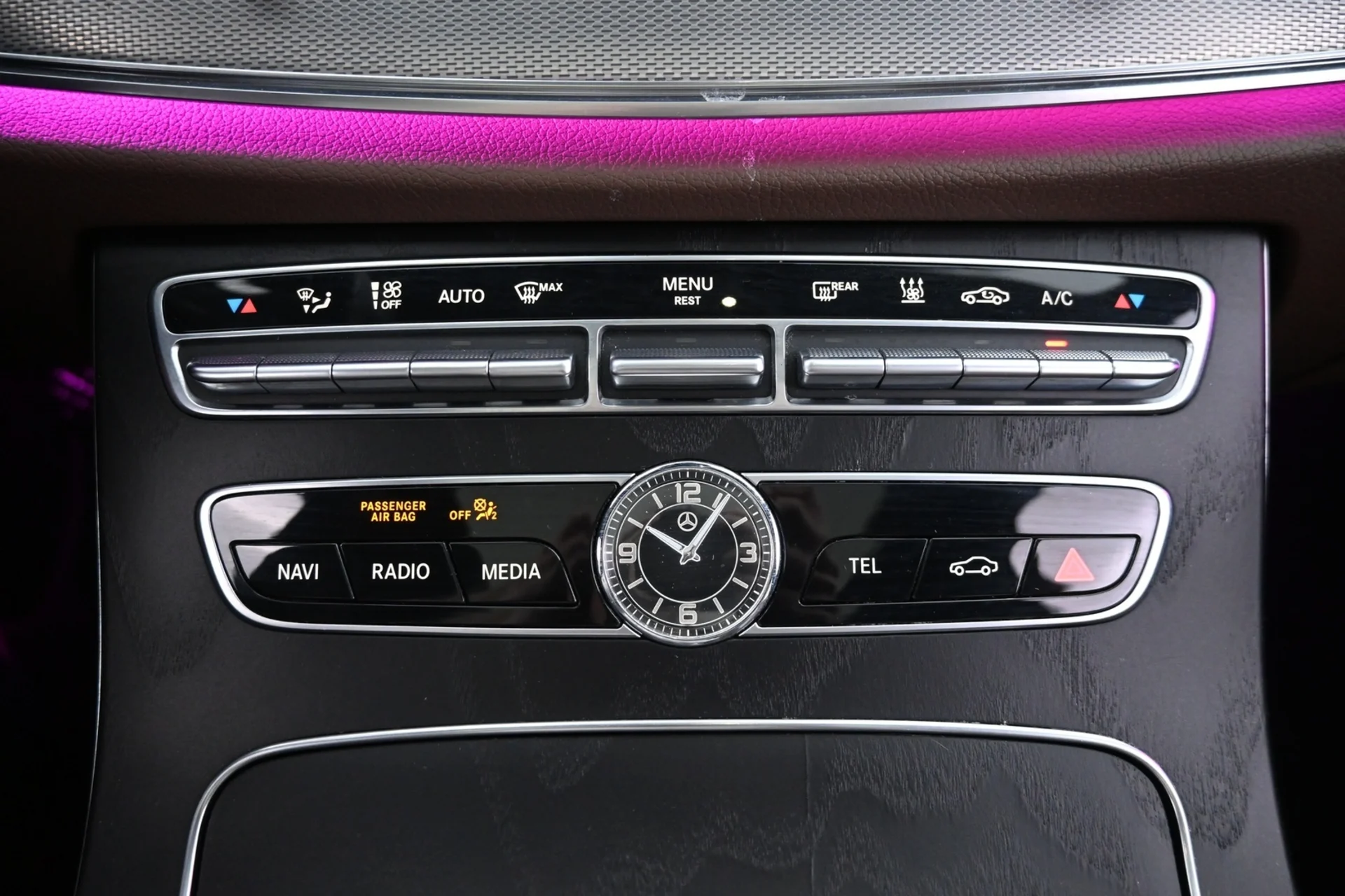 Car Image - 2VzzWZdHbzavbnHHZelRxO