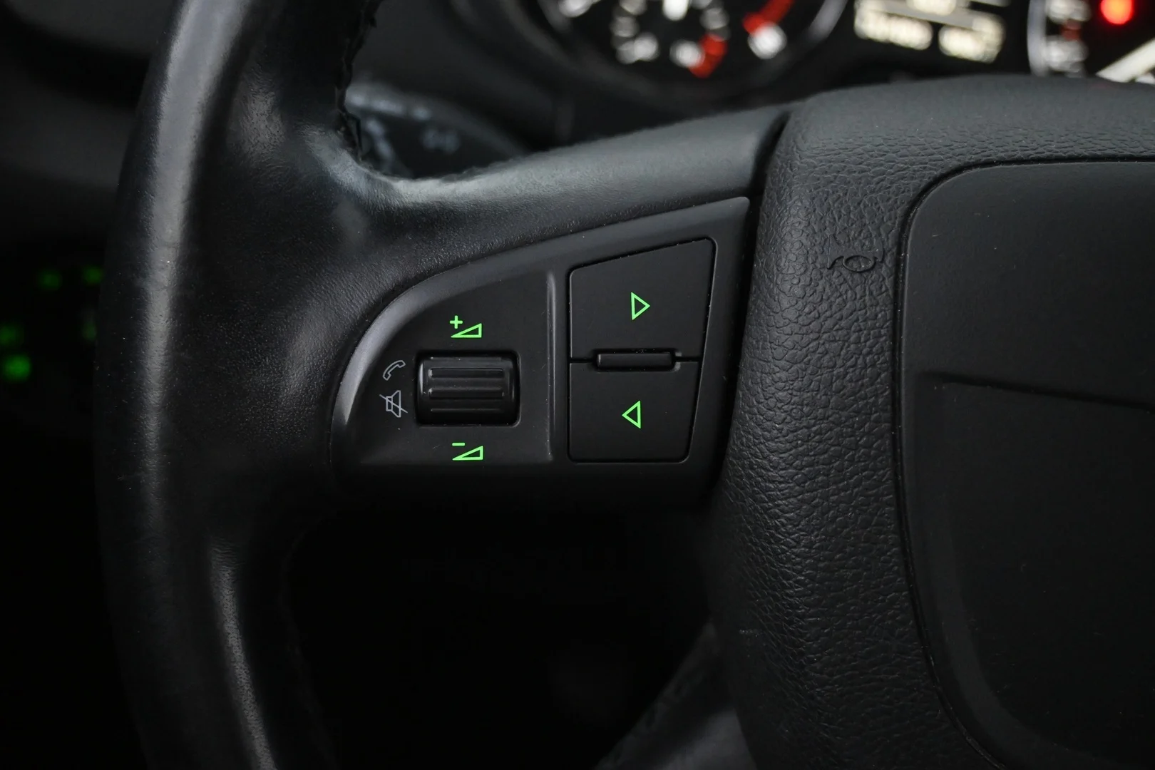 Car Image - 4oqZqBjM6as1gPwVMWwiq9