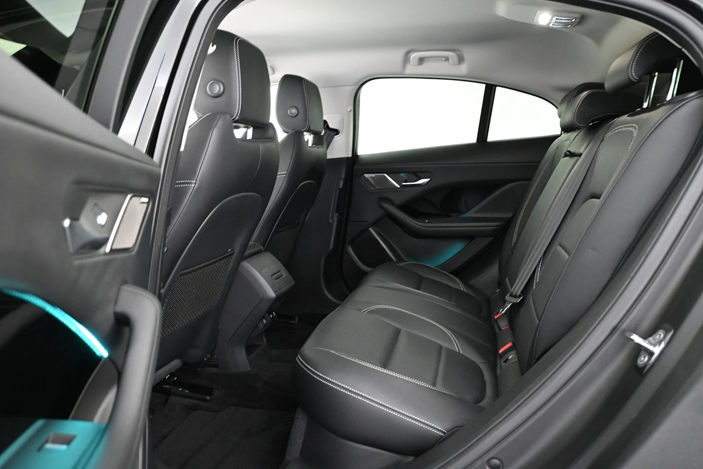 Car Image - 37amnRmw3q1zdLodcudwi0
