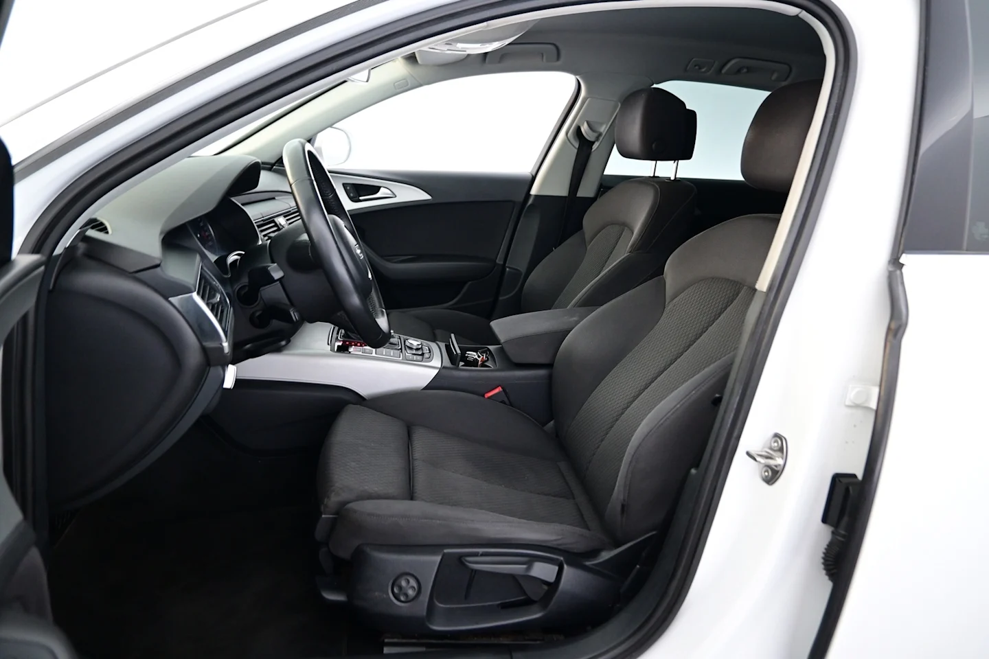 Car Image - 5fEyxNKBZ3o1Ebz3iD7k3B