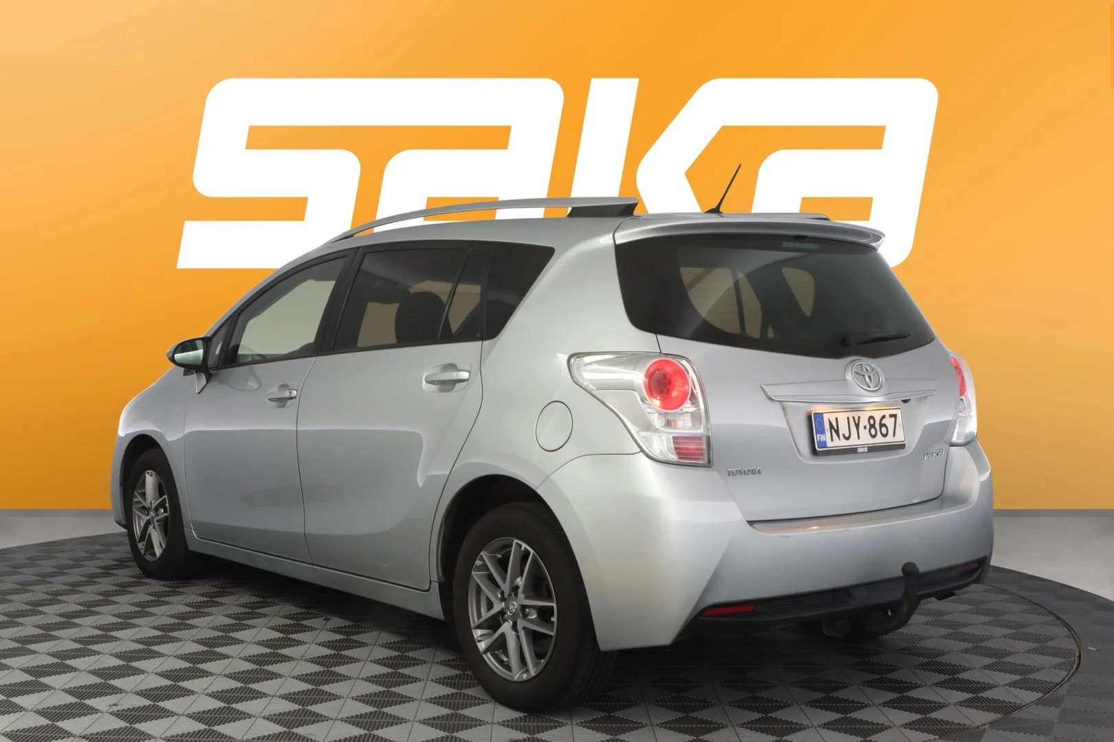 Car Image - 1jQghvWvq6ei3ipZokEII8