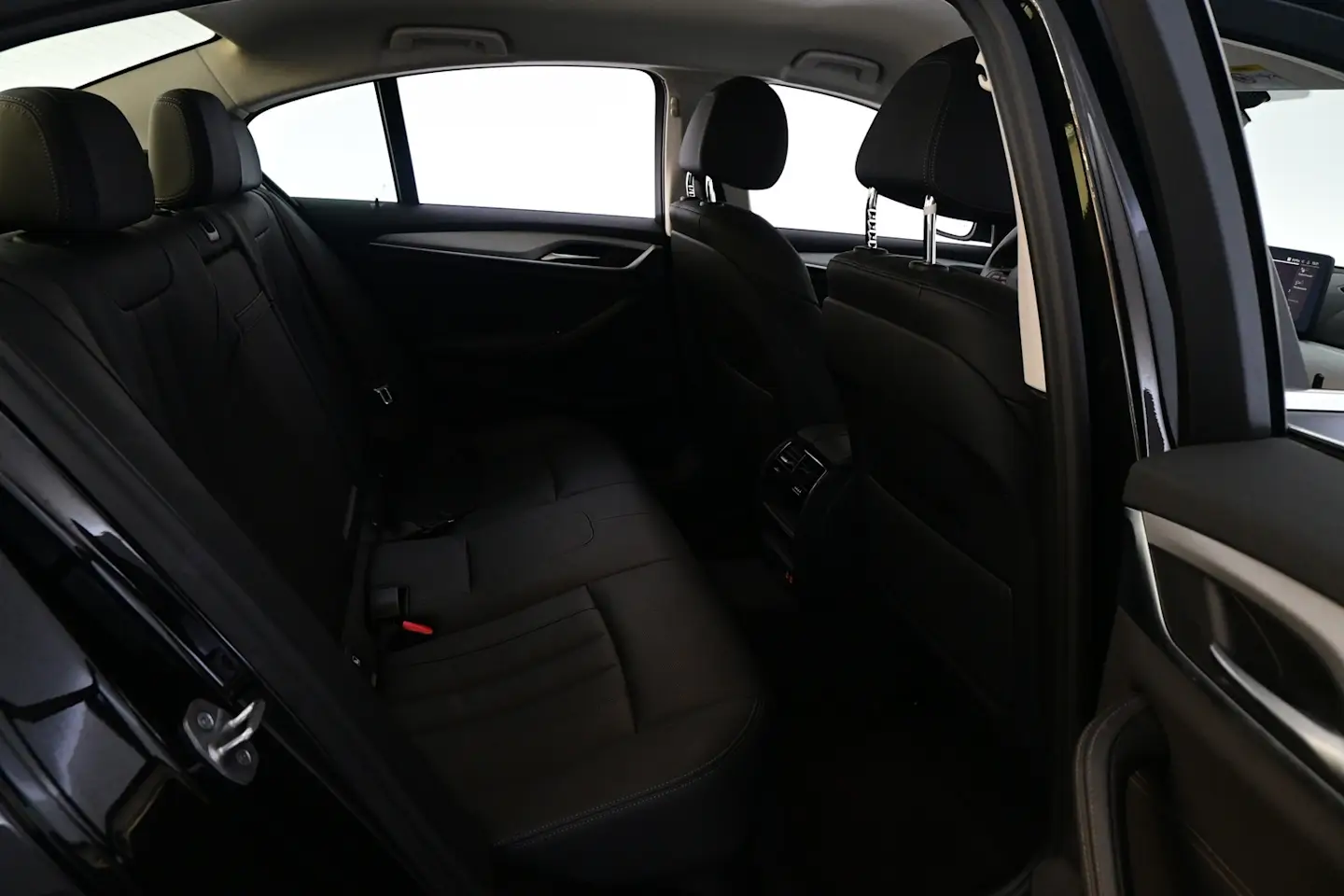 Car Image - 2EjHXmUP2GvxN2OlKb2KtA