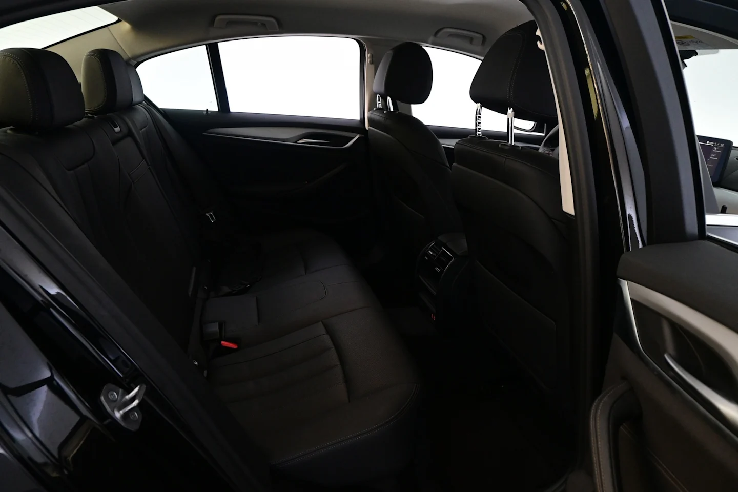 Car Image - 2EjHXmUP2GvxN2OlKb2KtA