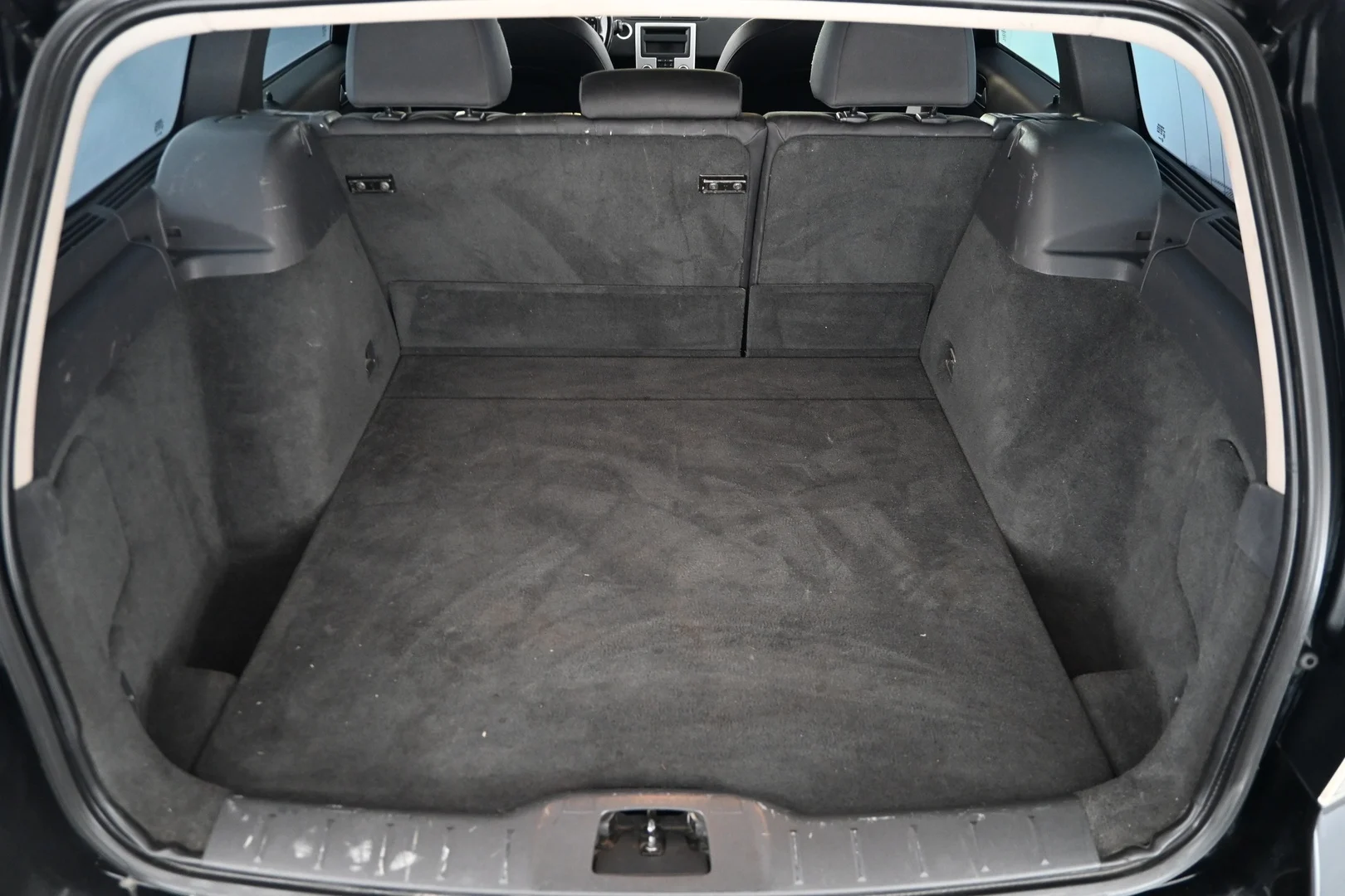 Car Image - 54IHcw51SUf6Id2MbPJ72b