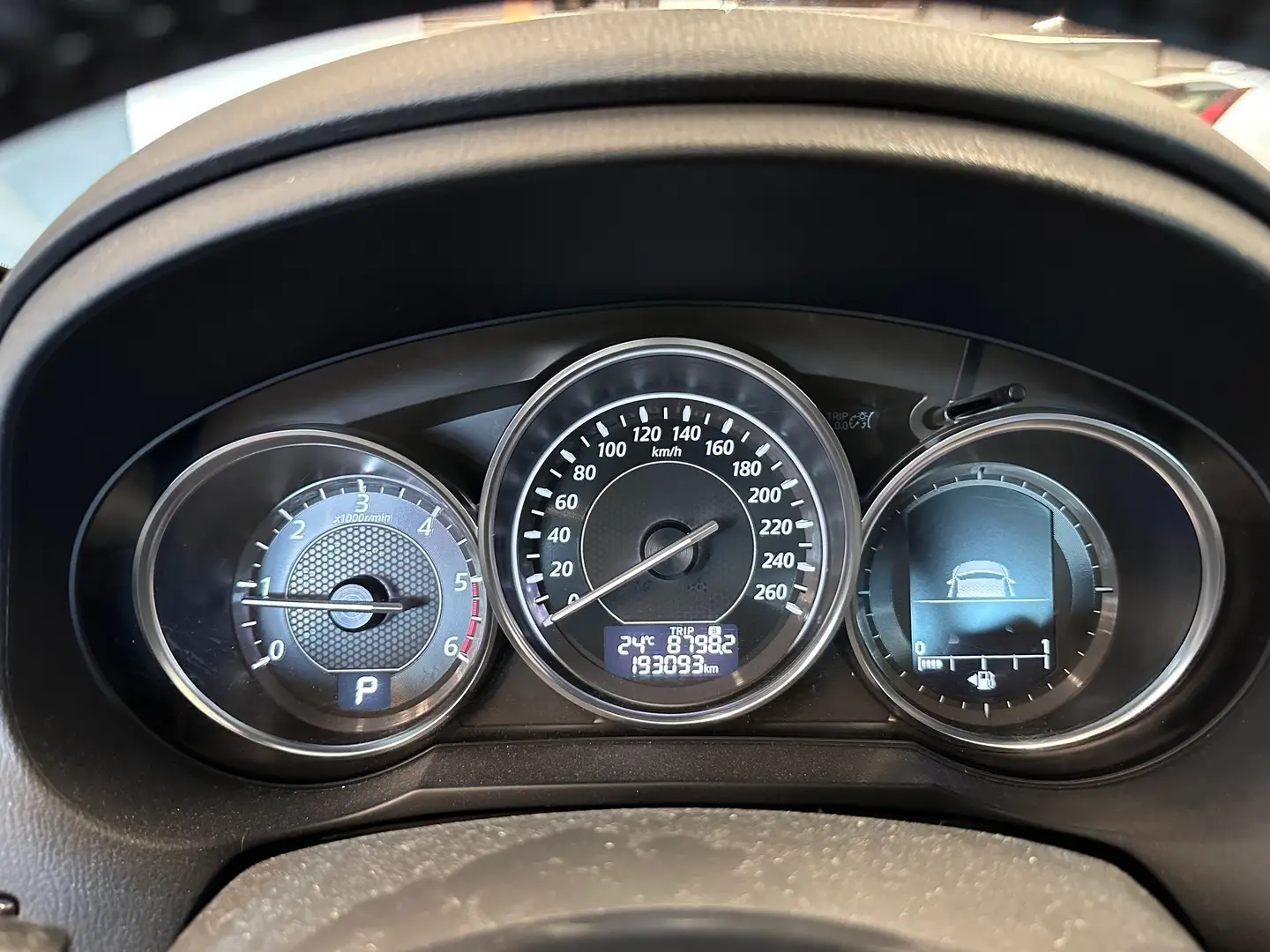 Car Image - 18COn2GjIva1BtXlMwLPOX