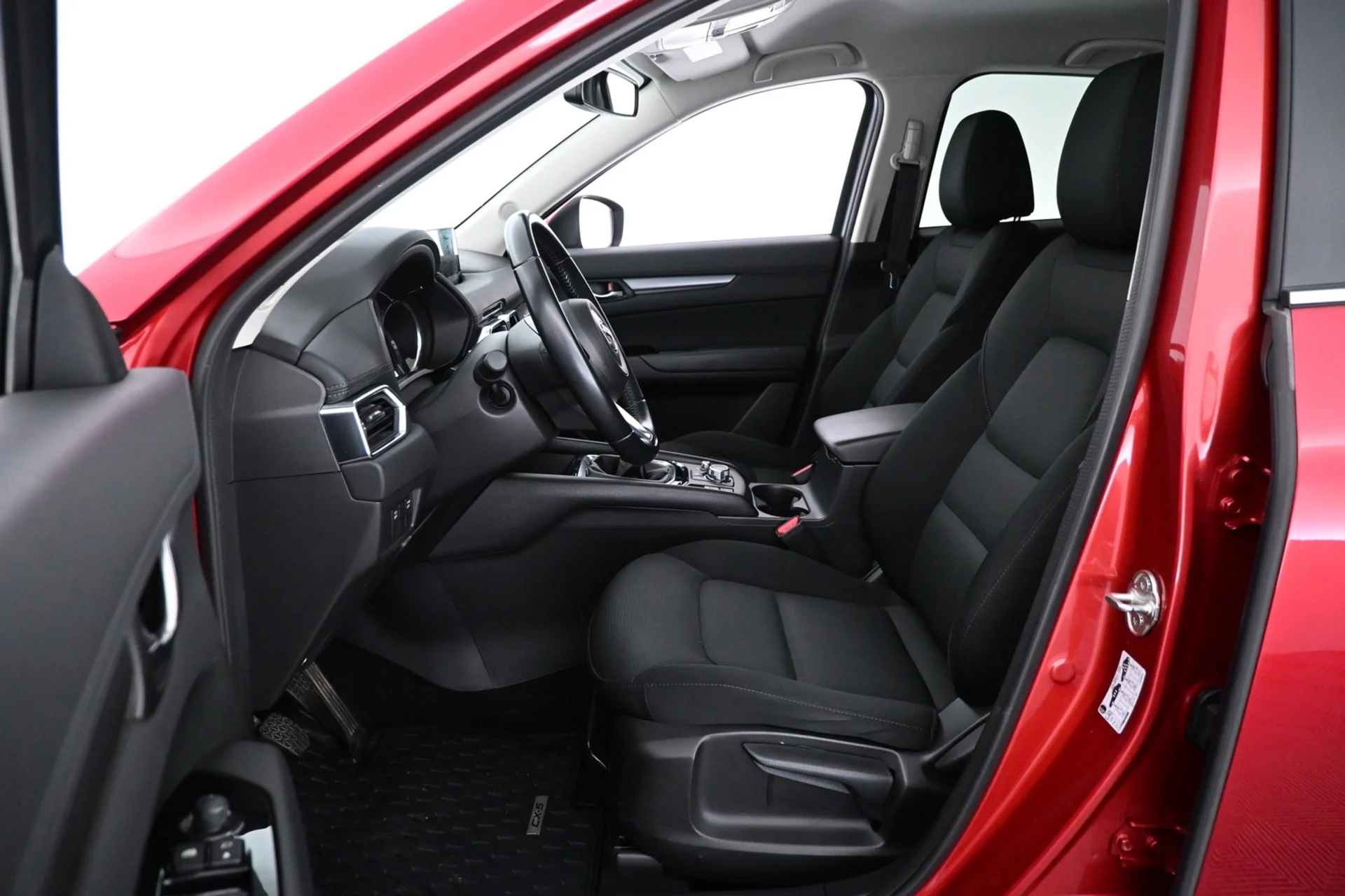 Car Image - V8Luium5qRcEuTjS9PJh5