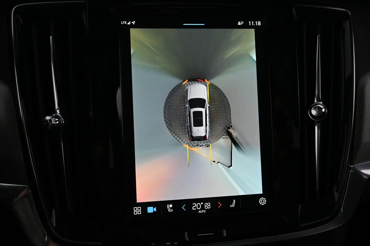 Car Image - JiYb3yCHr5FIHBkRVSms8