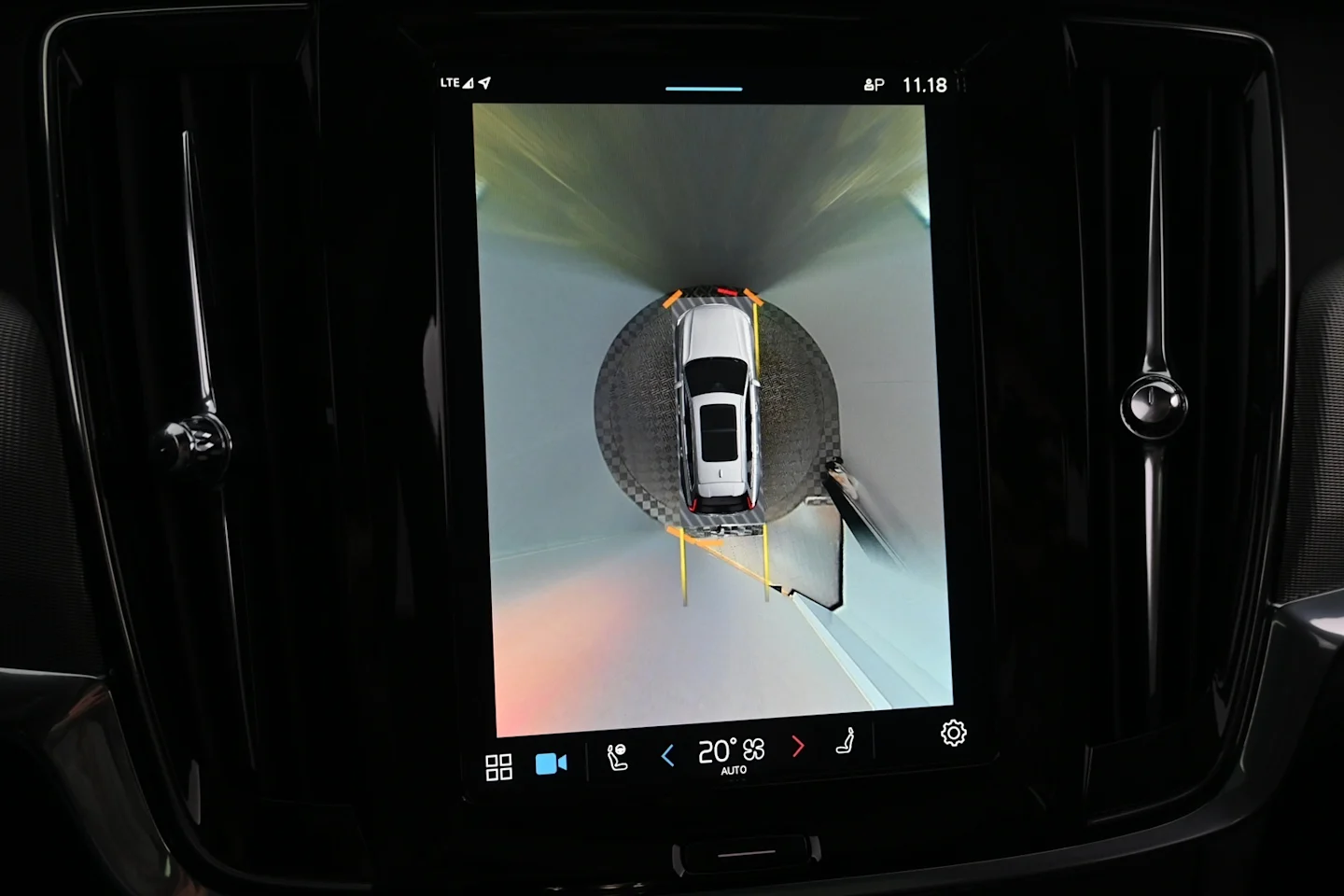 Car Image - JiYb3yCHr5FIHBkRVSms8
