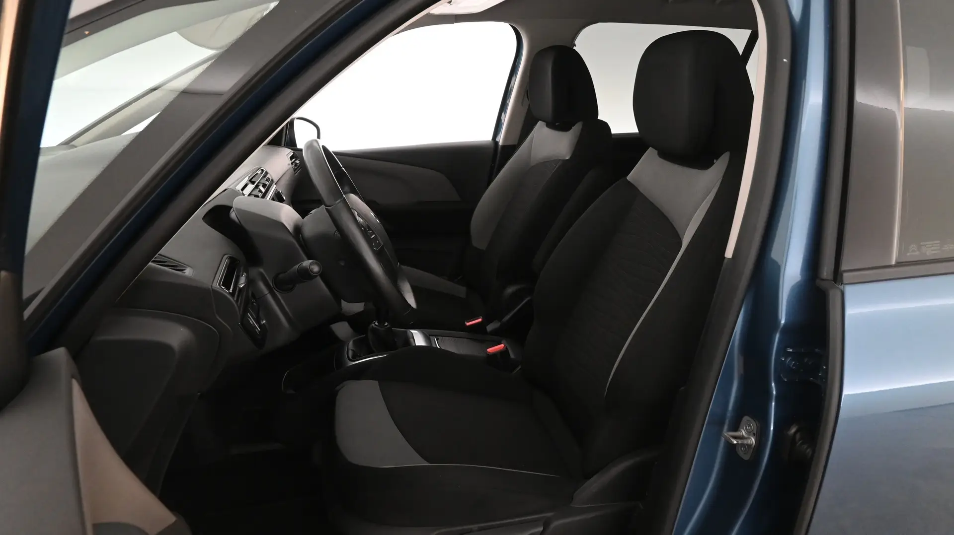 Car Image - 3fS07F8cFHowu1L16V4gPC