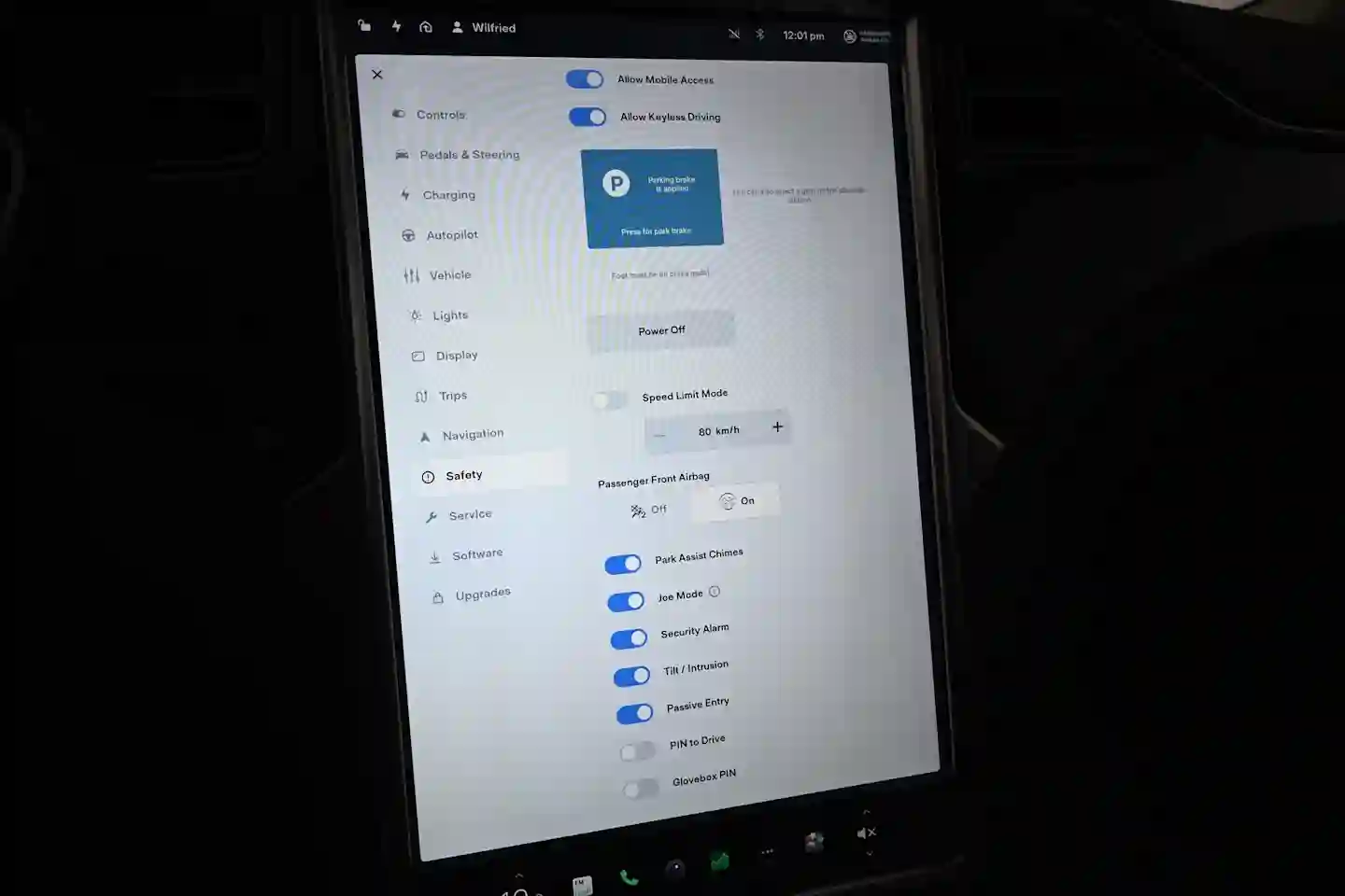 Car Image - 7KlrH1ZIuLLxiwgLjFzlri