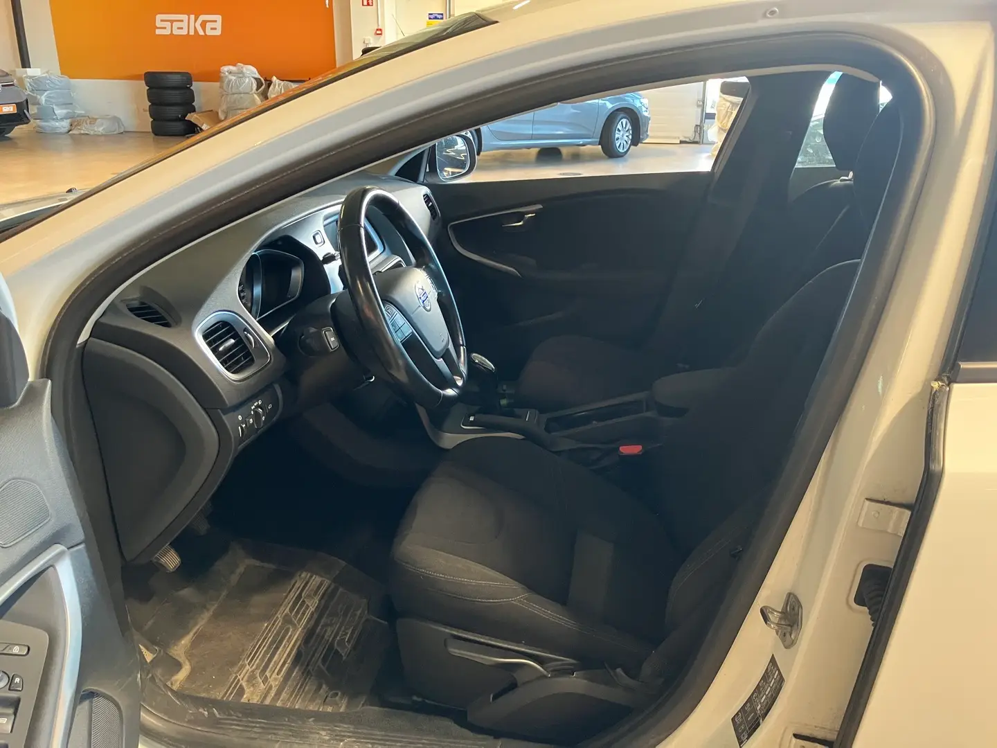 Car Image - 3gxsnOleE4rTTirj69LNdp