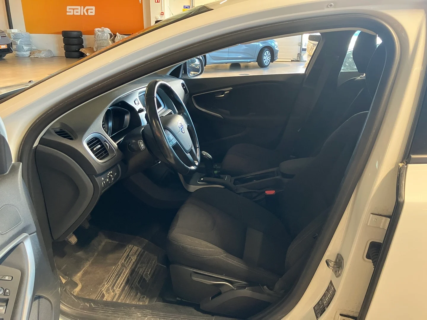 Car Image - 3gxsnOleE4rTTirj69LNdp