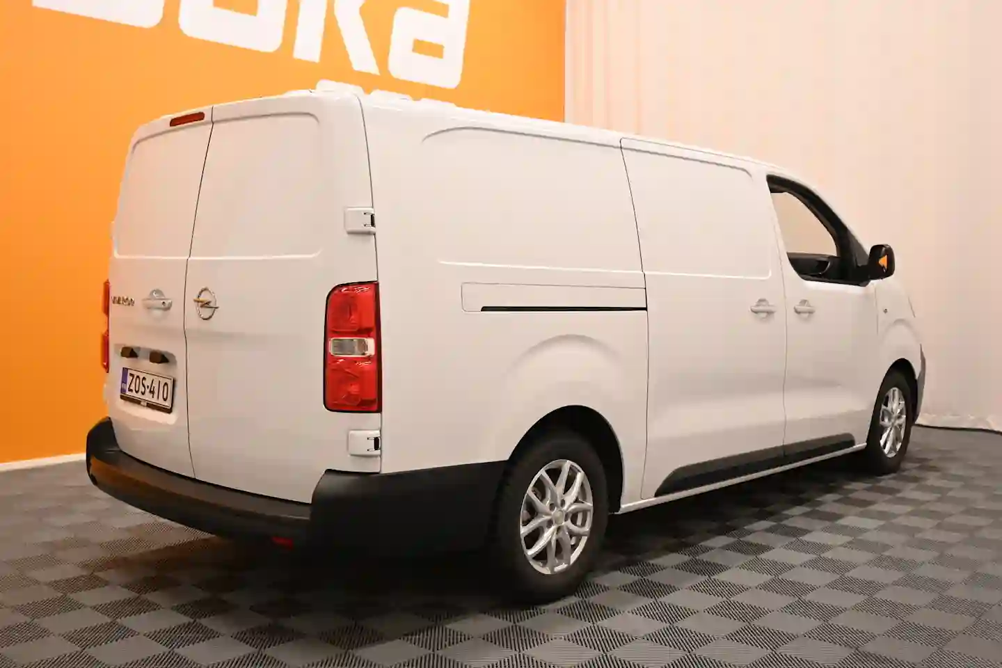 Car Image - 7VWu49Ki36NydwF6YclfS