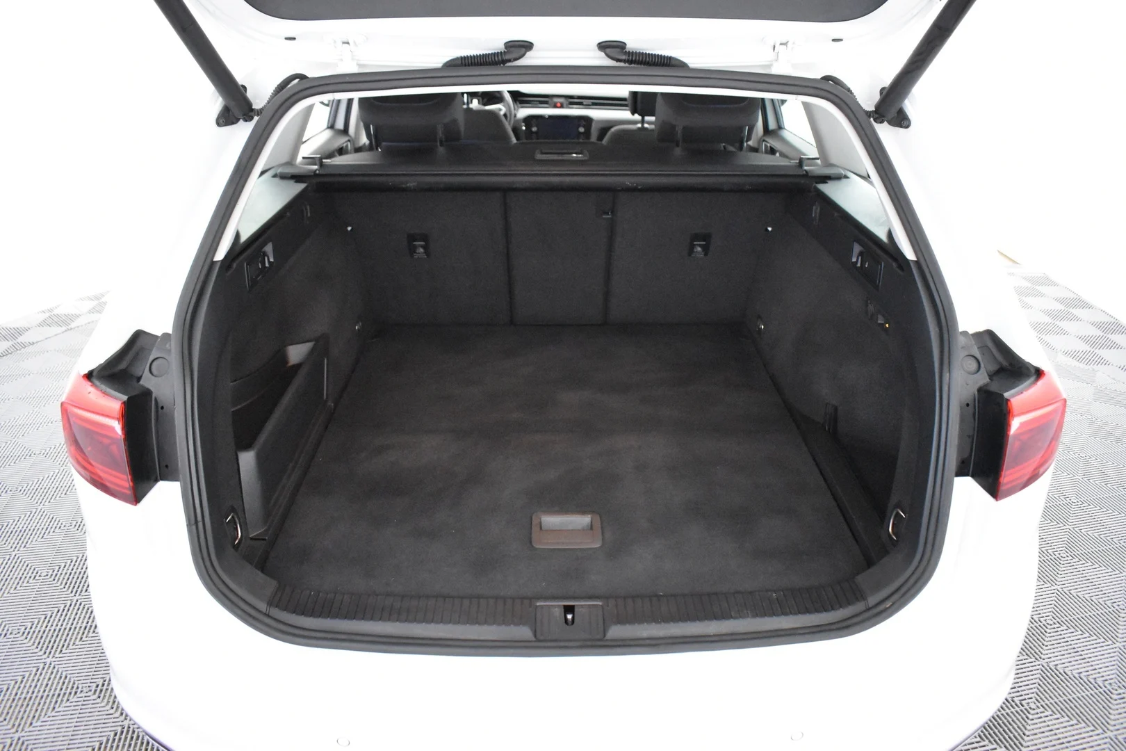 Car Image - 5fnJYCu4zqVNPLU8xFtgcm