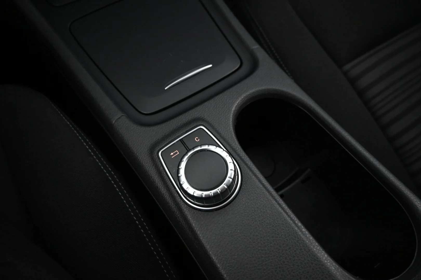 Car Image - 6sUW58ce6ZmVLdmC9N7XjK
