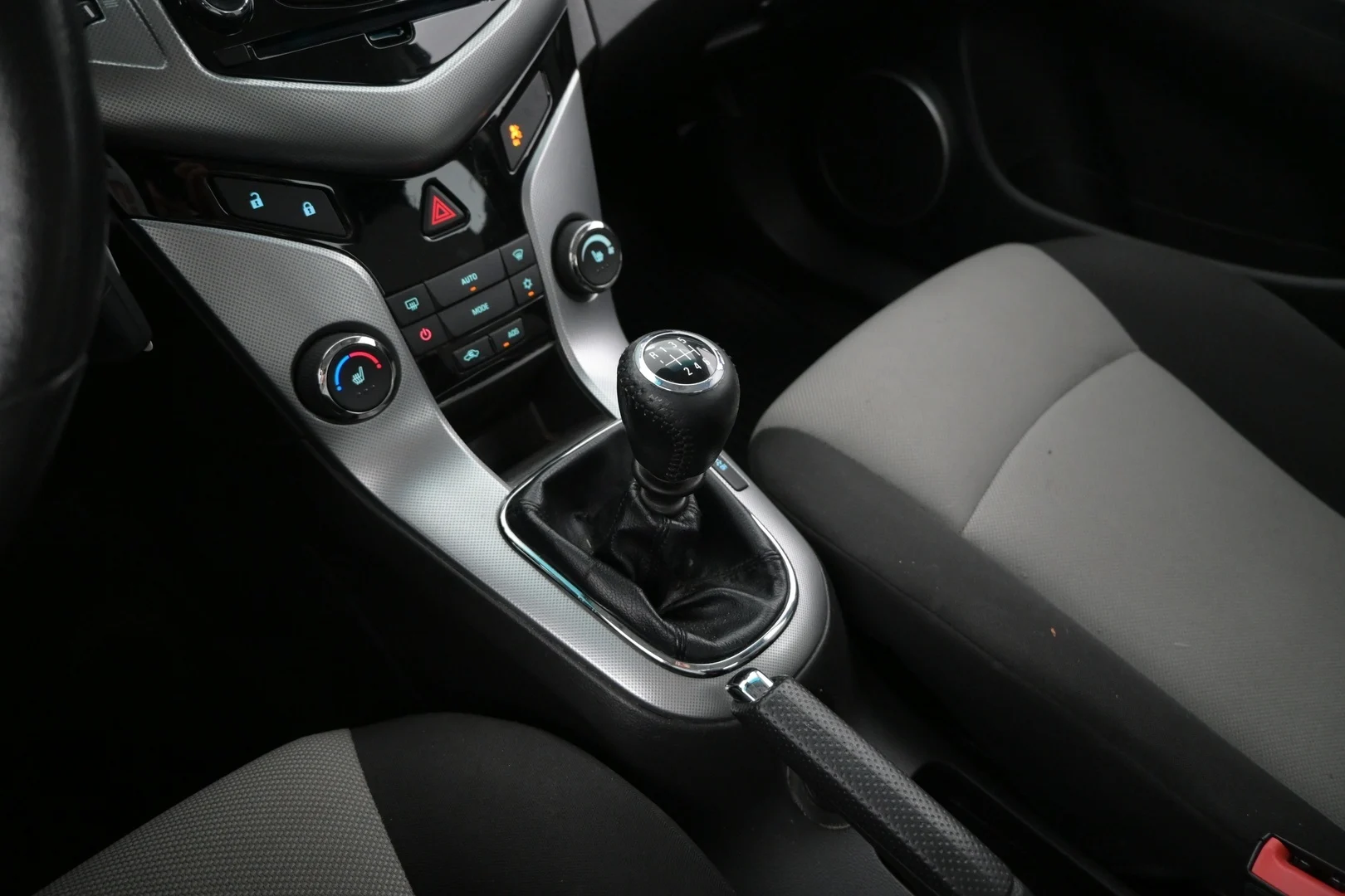 Car Image - 6ARKkrgXQXYuXOuwxKs0eU