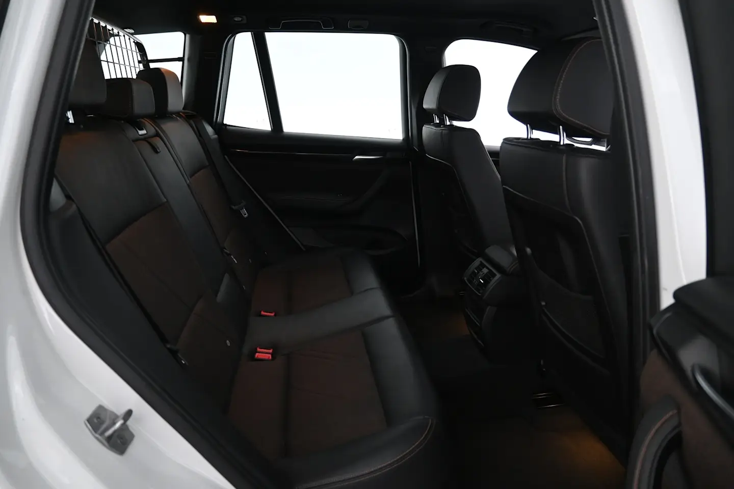 Car Image - 5x0JfkAnyN4J8YdAatGqfV