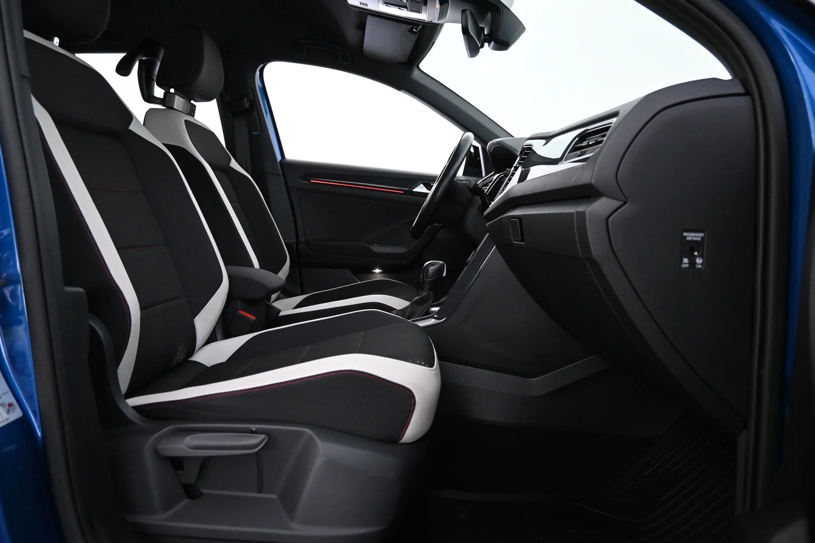 Car Image - 5499cyawffYRcl4Uf38ZgF