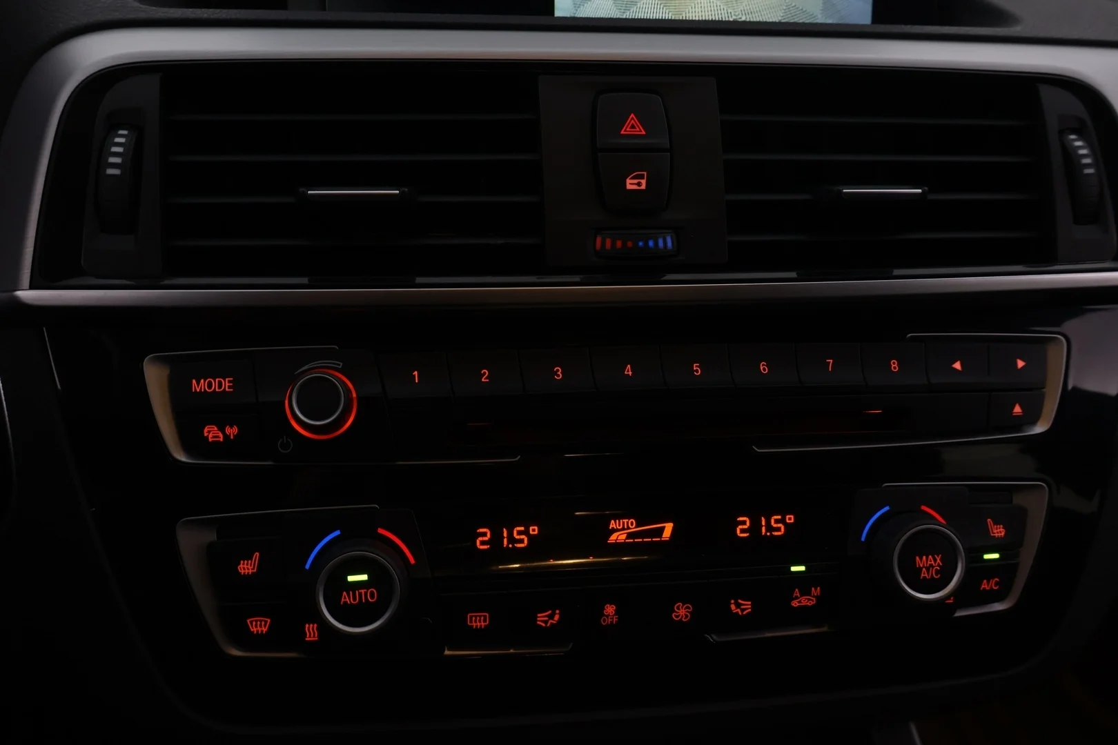 Car Image - 6i29SpZqq4HkxagUnB8uTC