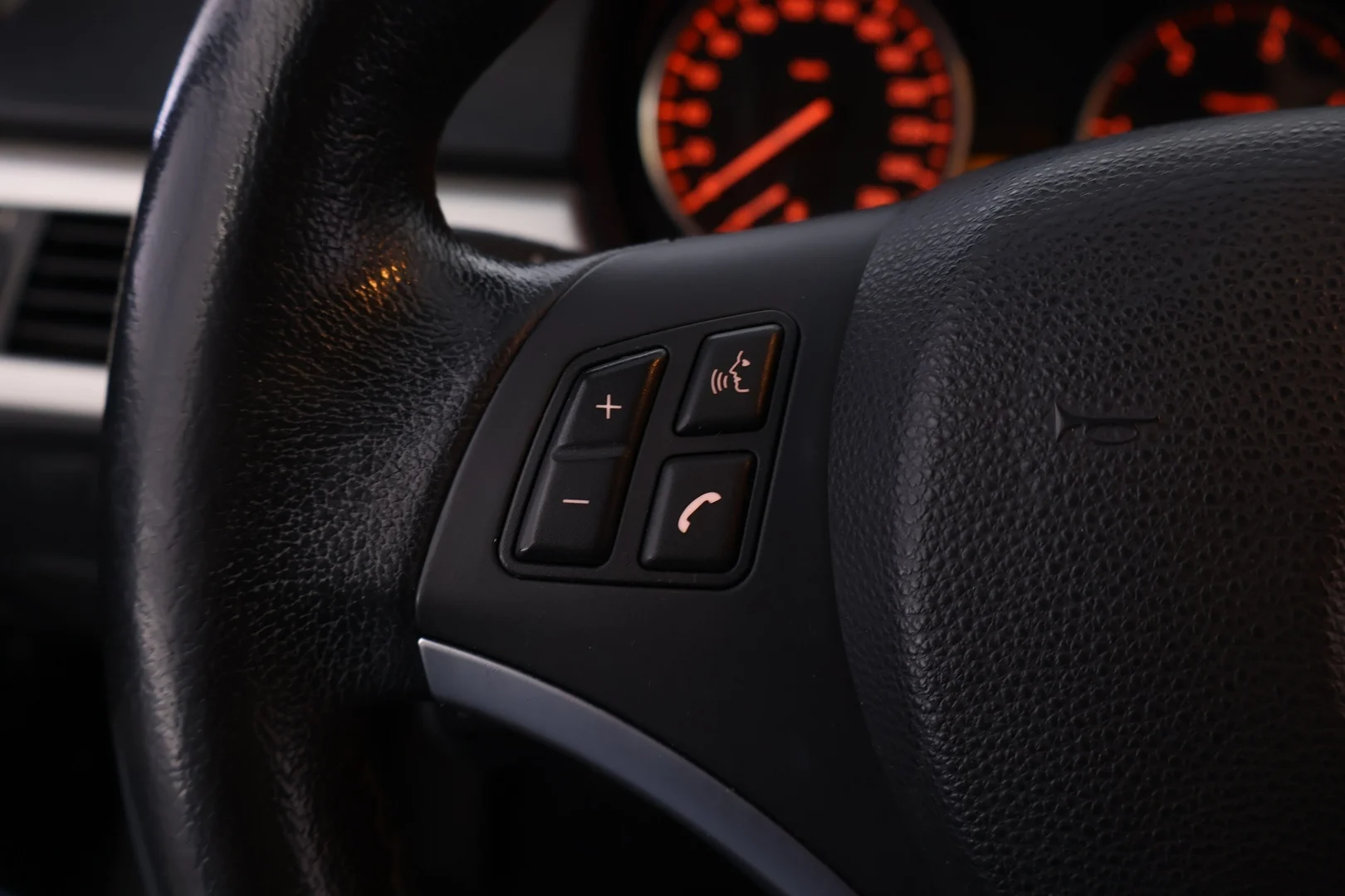 Car Image - 6q2NQVSJPbNT6fdrytGNnN