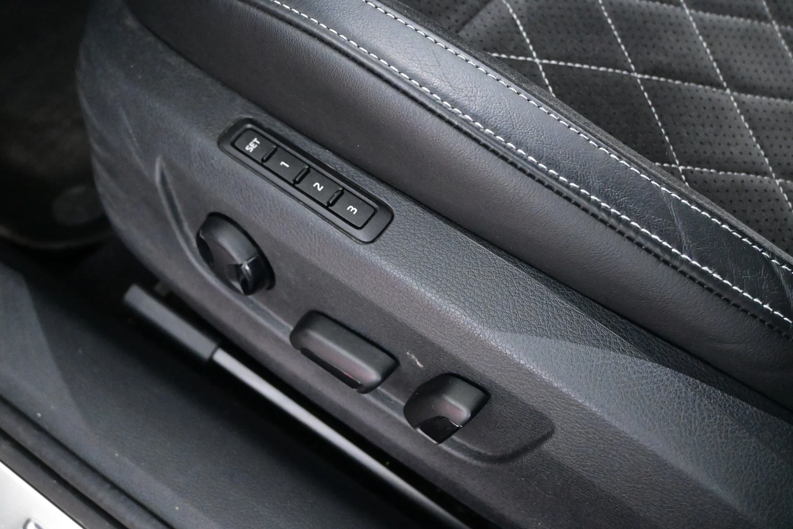 Car Image - 6ziZrS8N9Ews4MW5MIl2Pa