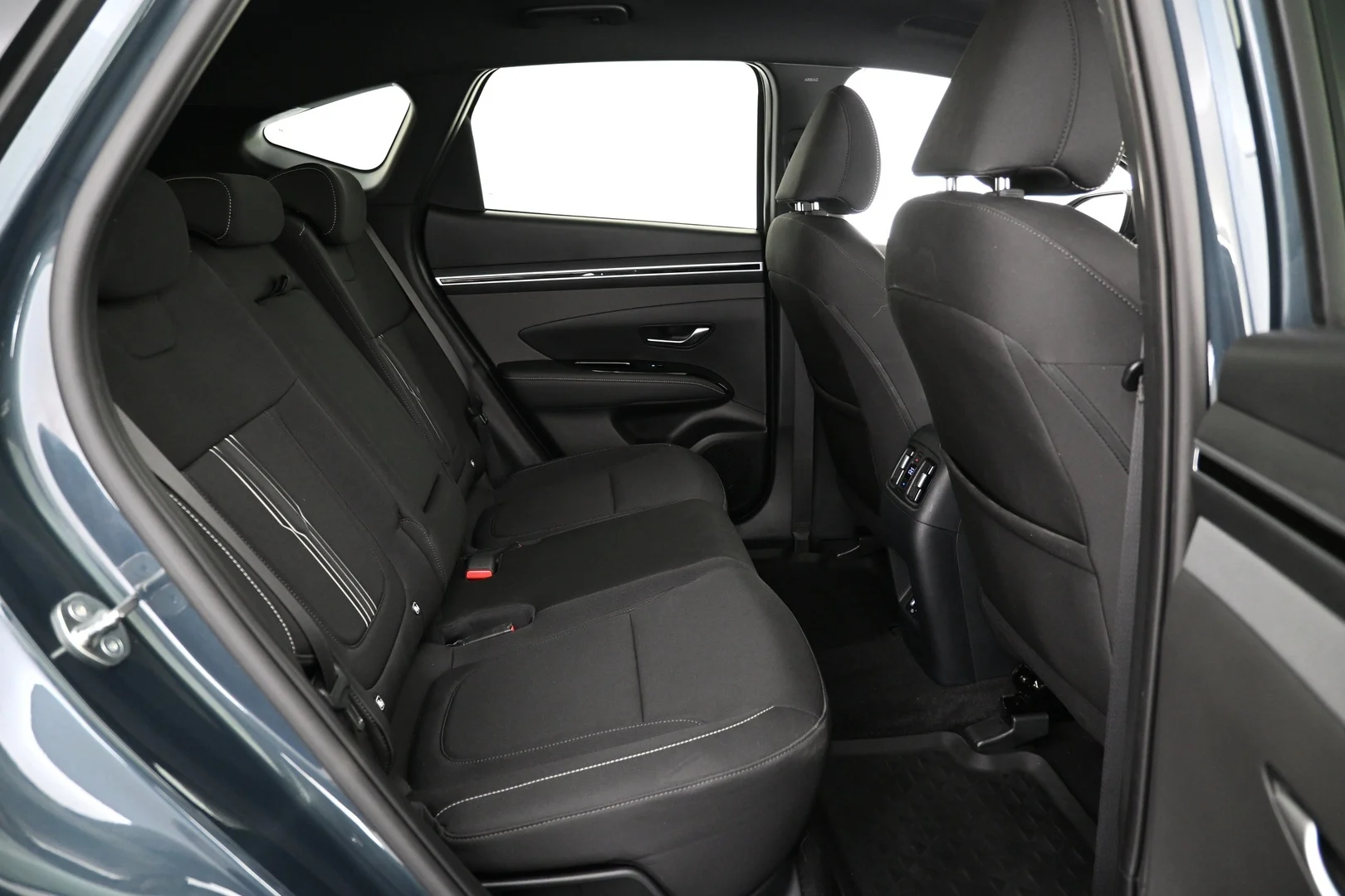 Car Image - 6PMGfmNk0DUEPqYwKjbPMK